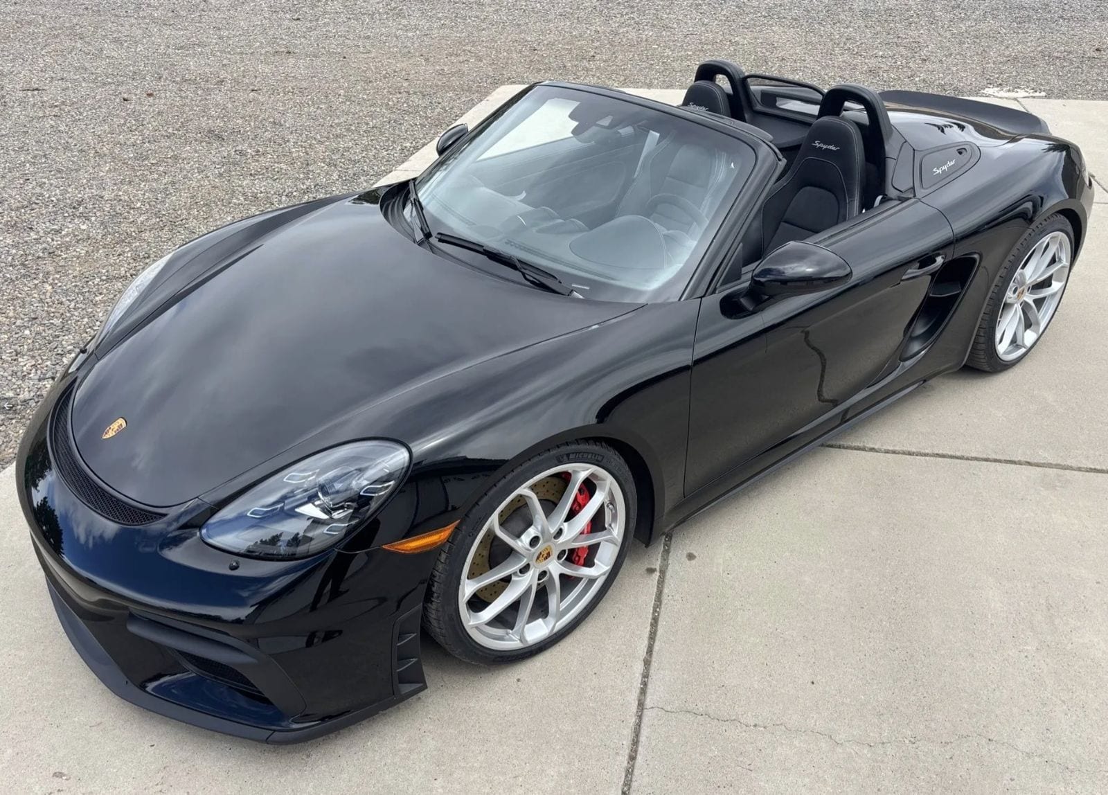 2021 Porsche 718 Cayman Spyder's photo