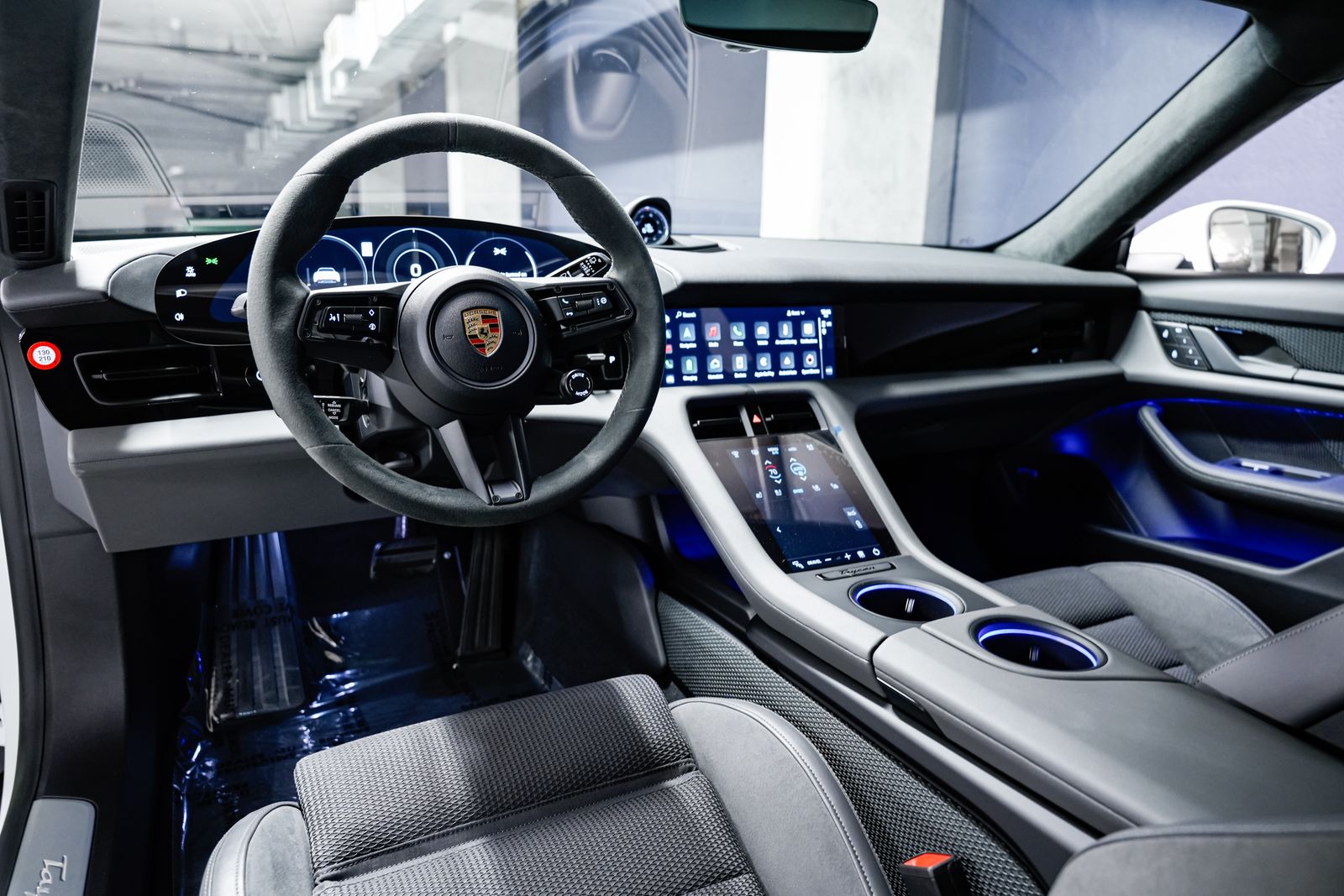 2023 Porsche Taycan 8