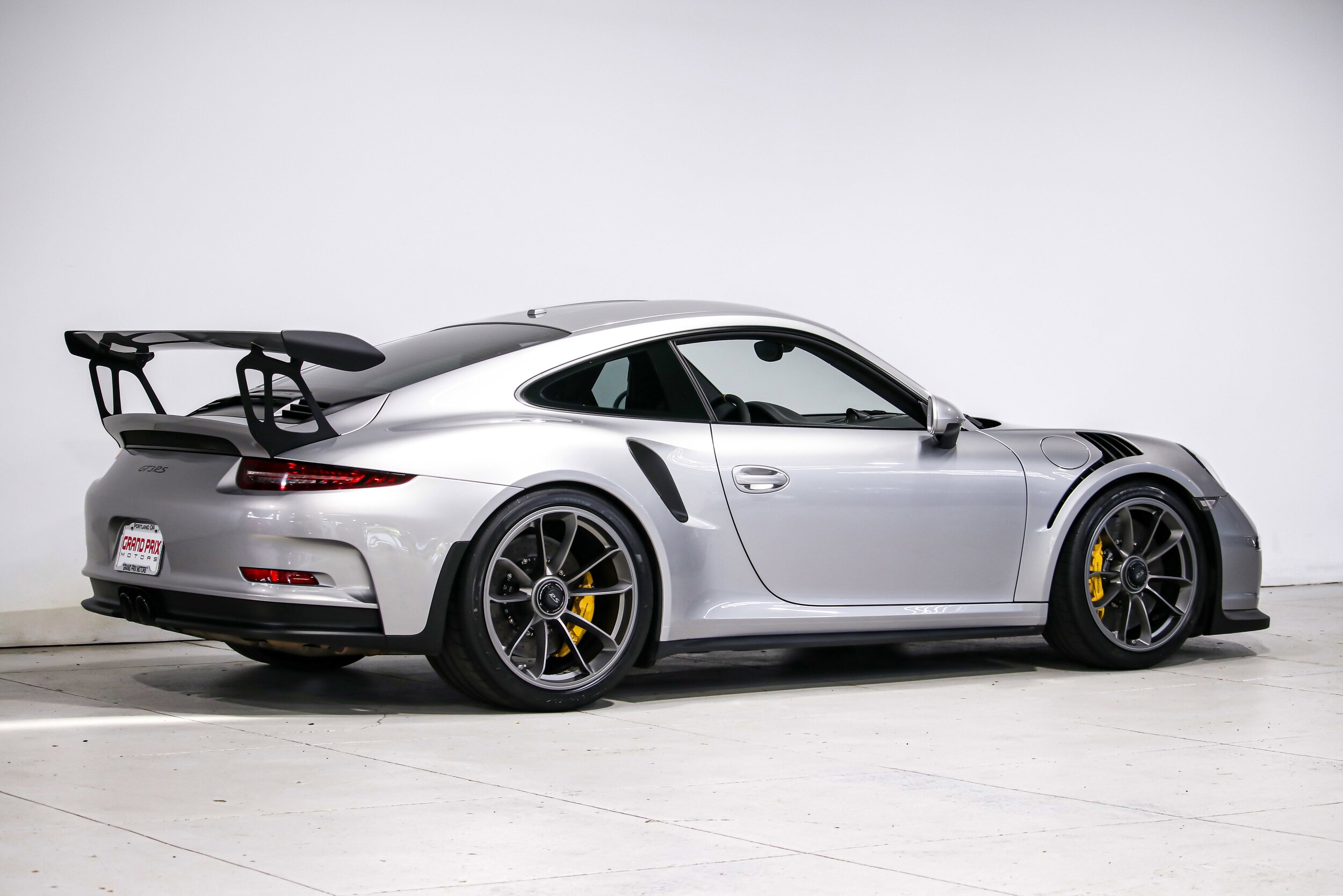 2016 Porsche 911 GT3 RS photo 2