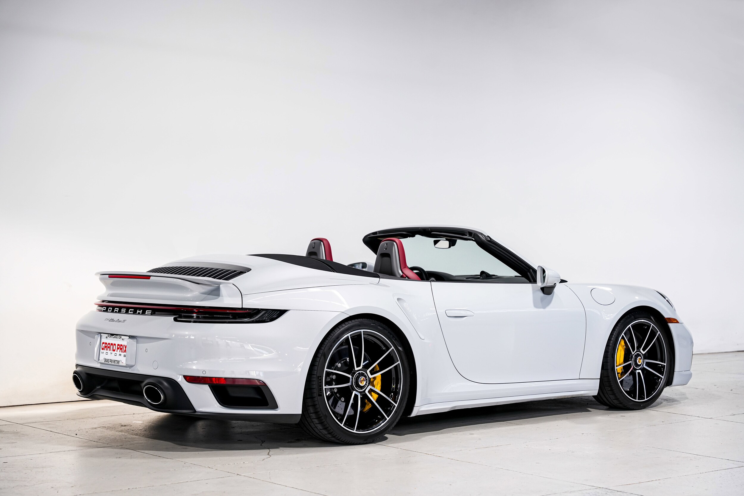 2023 Porsche 911 Turbo S Cabriolet photo 2