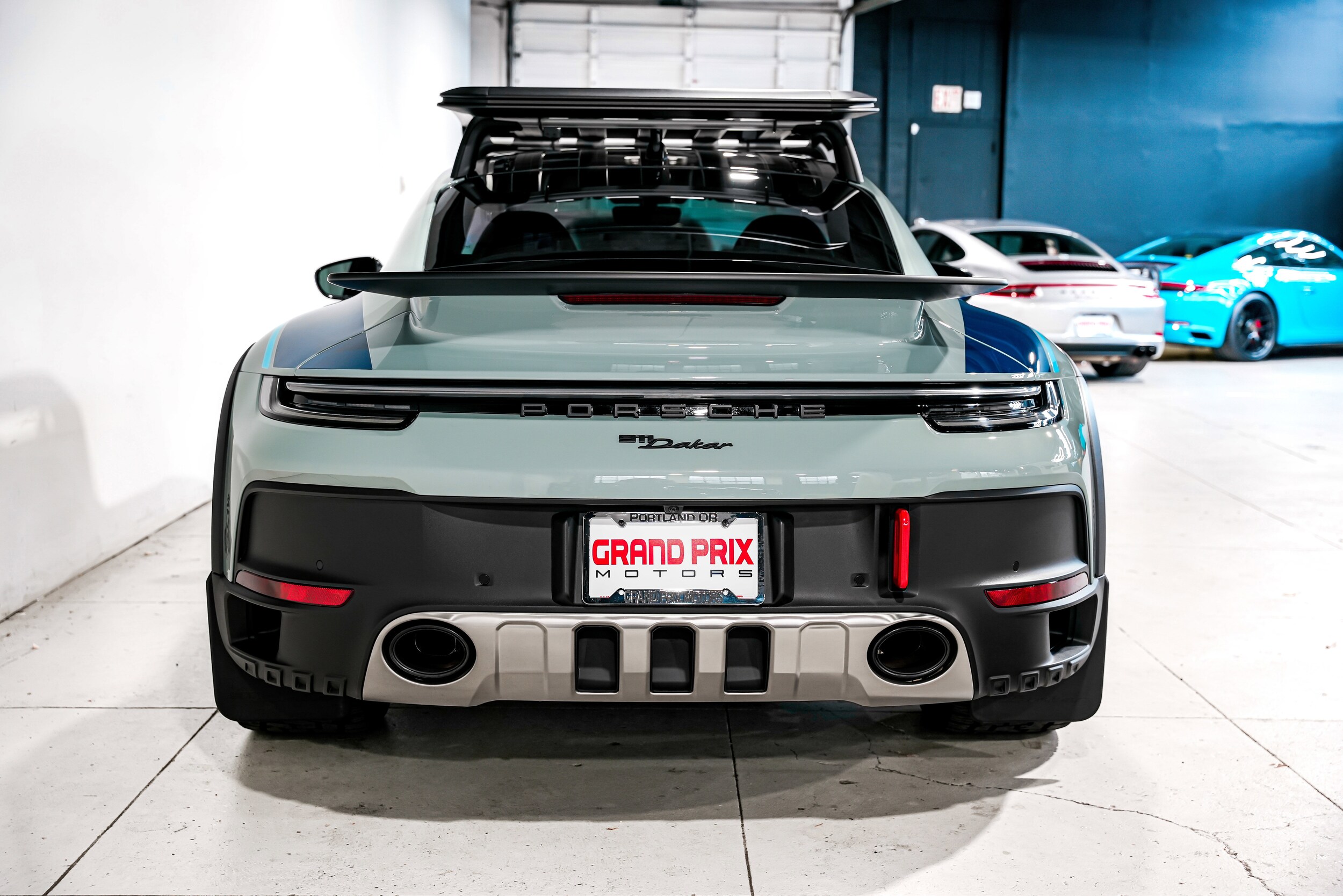 2023 Porsche 911 Coupe photo 4