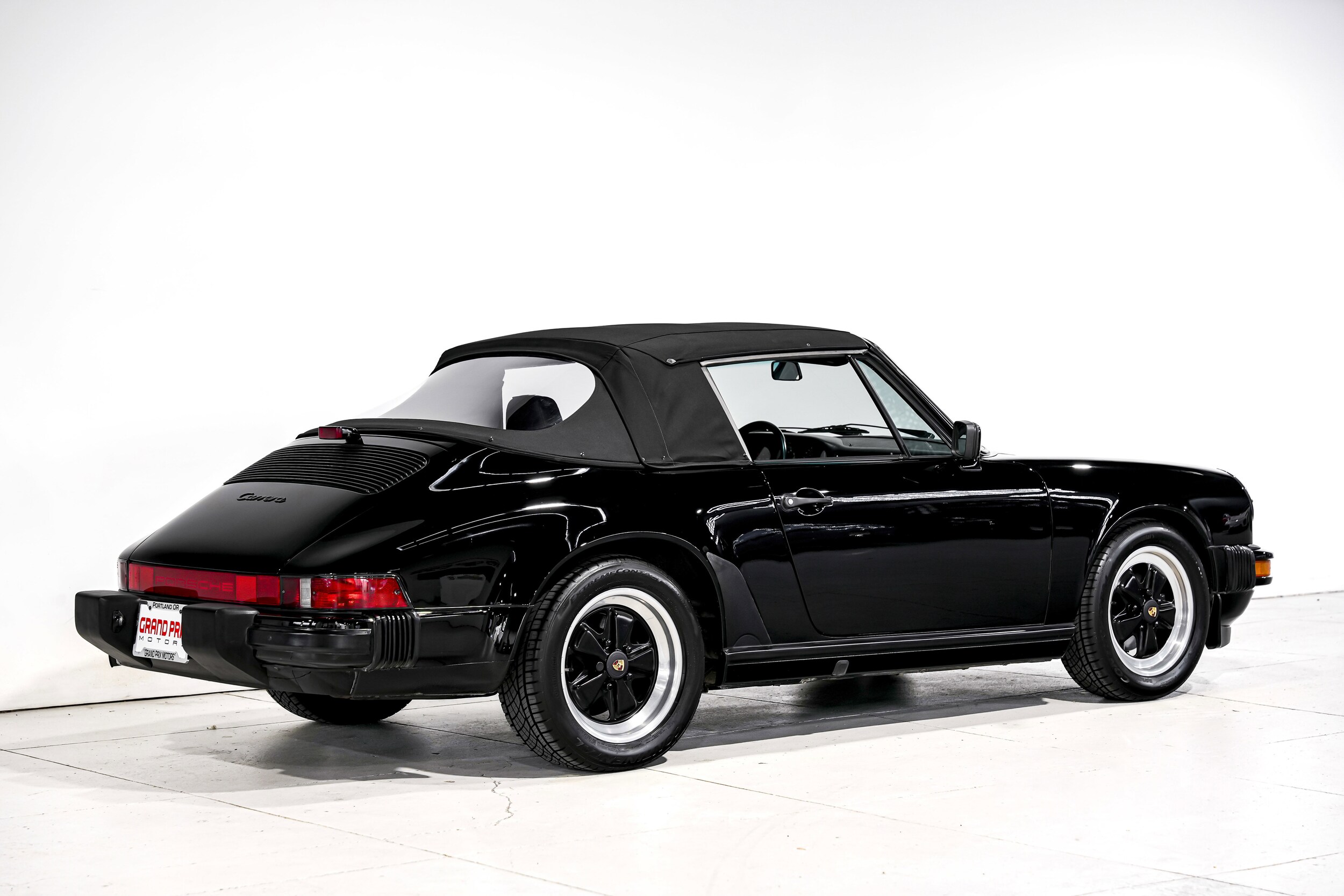 1987 Porsche 911 Cabriolet photo 2