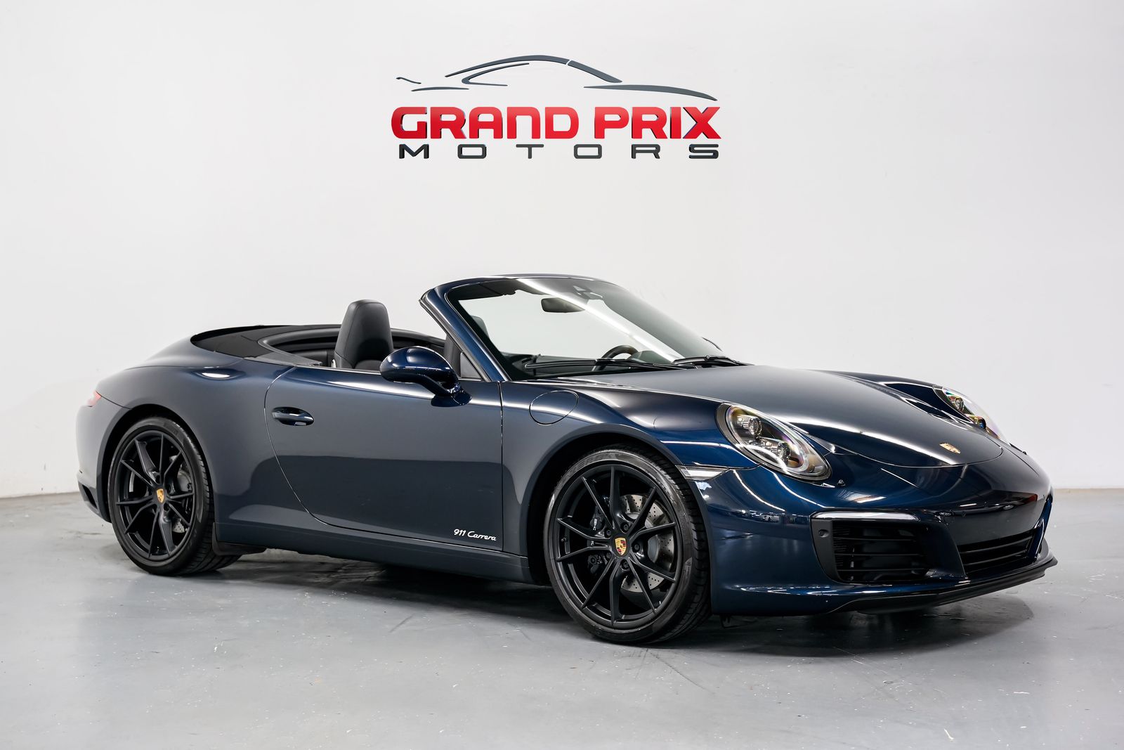 2017 Porsche 911 Carrera 4 Cabriolet's photo