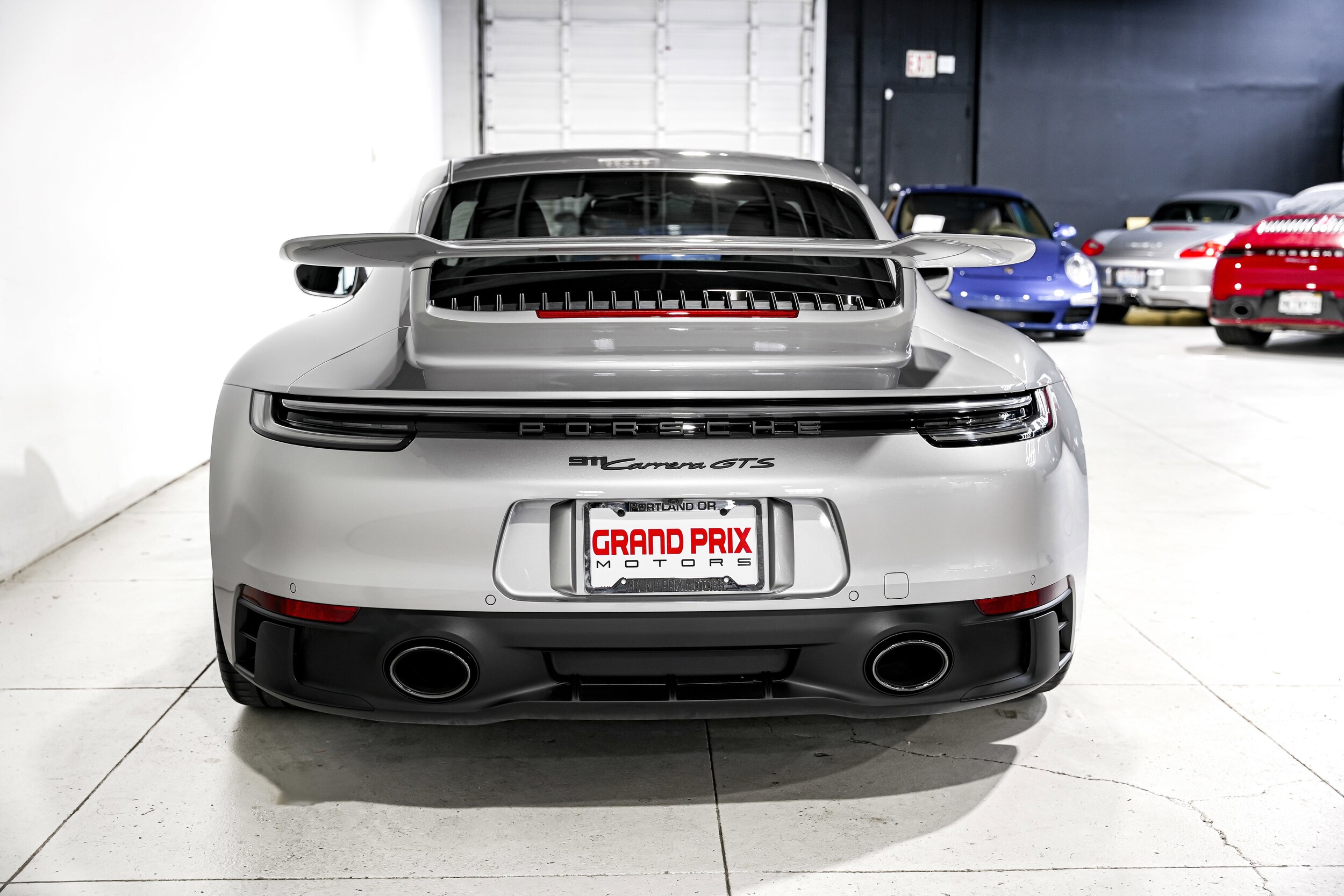 2022 Porsche 911 GTS photo 3
