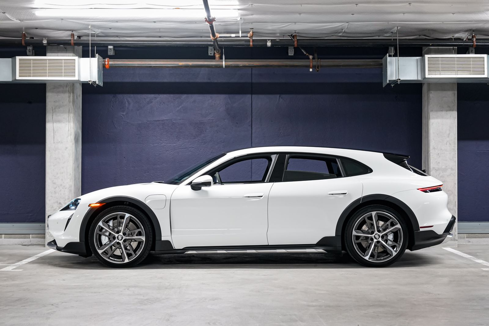 2023 Porsche Taycan 6