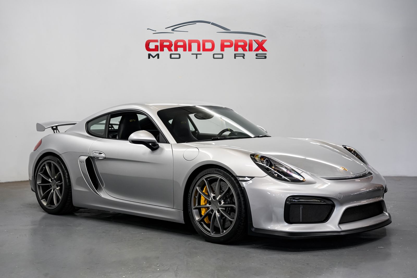 2016 Porsche Cayman GT4's photo