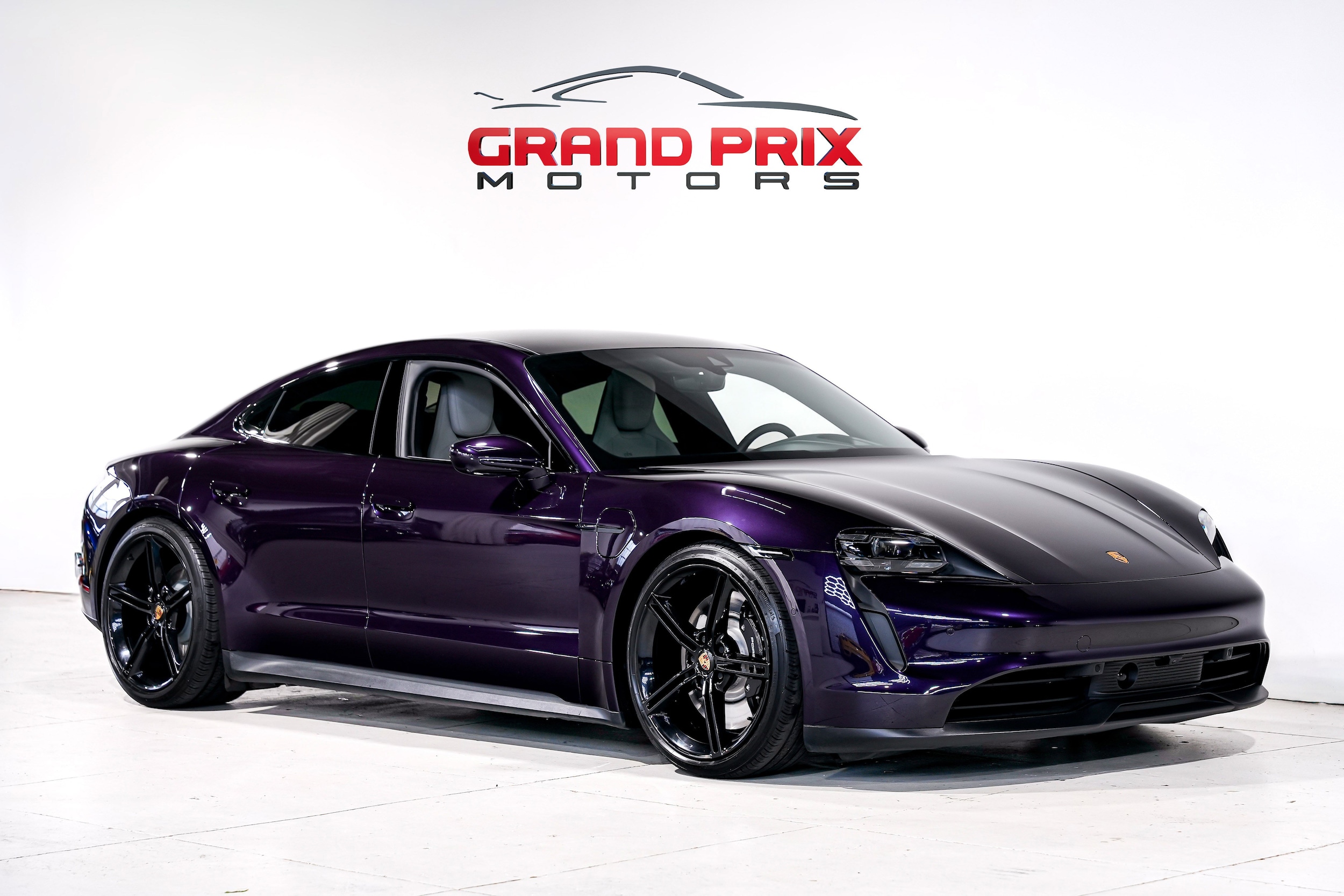 2022 Porsche Taycan S's photo