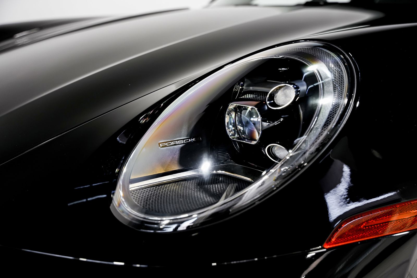 2022 Porsche 911 S - Photo 33
