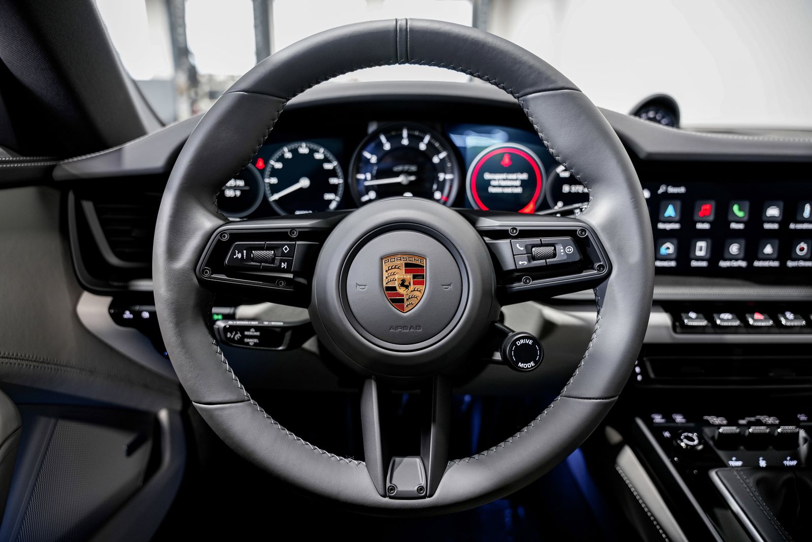 2022 Porsche 911 GTS - Photo 10