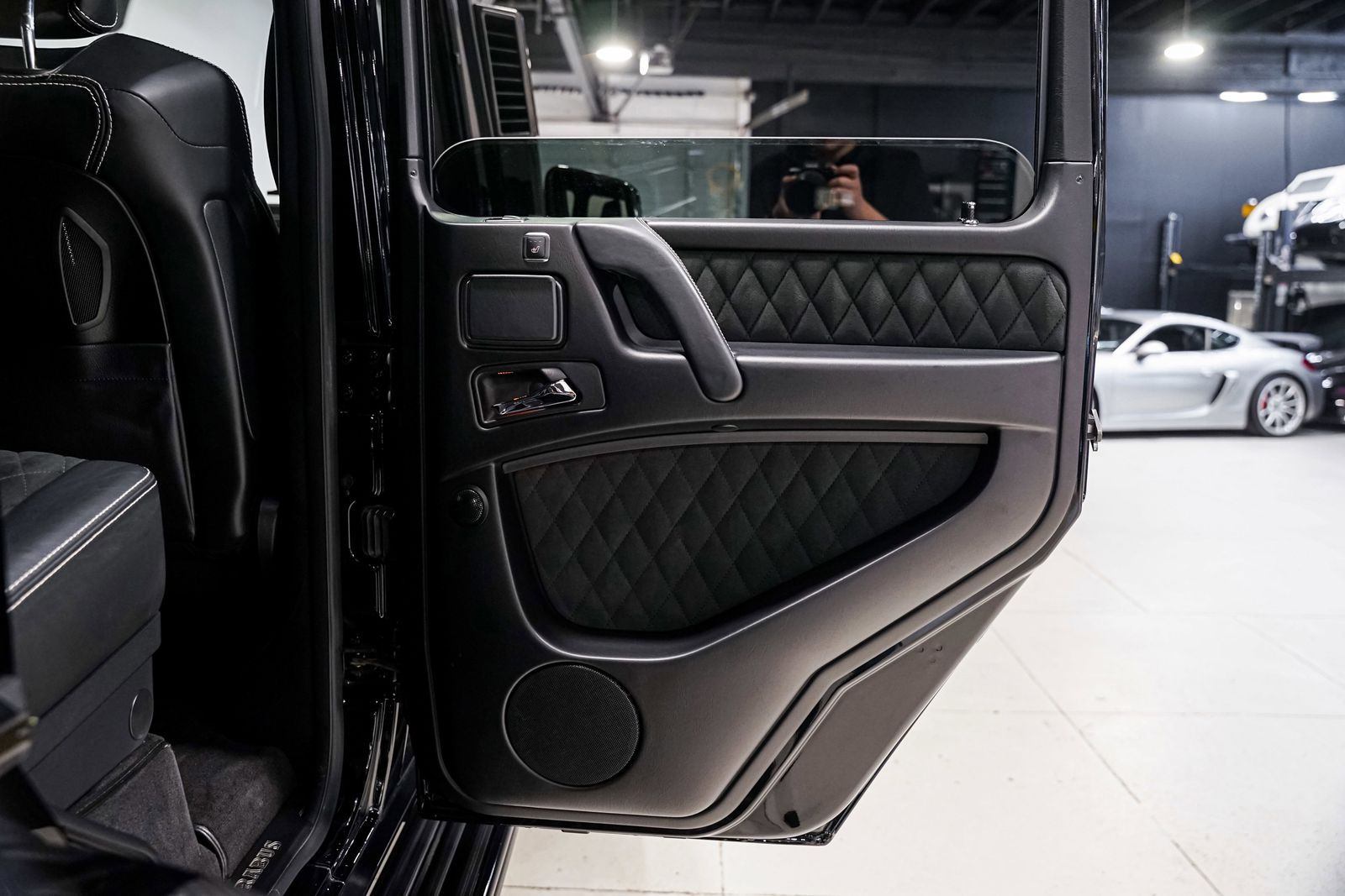 2017 Mercedes-Benz G-Class G550 - Photo 32