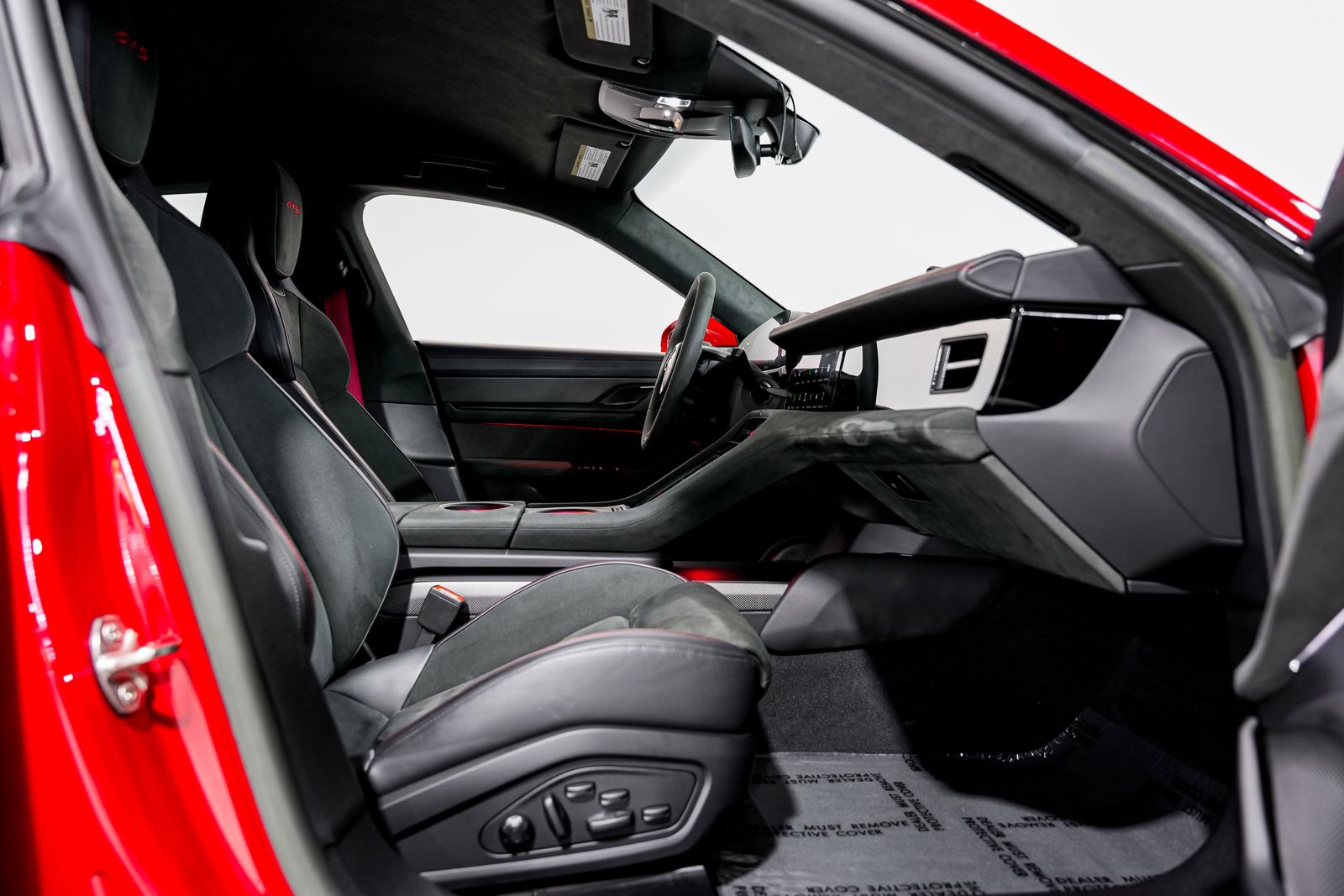 2023 Porsche Taycan GTS - Photo 27