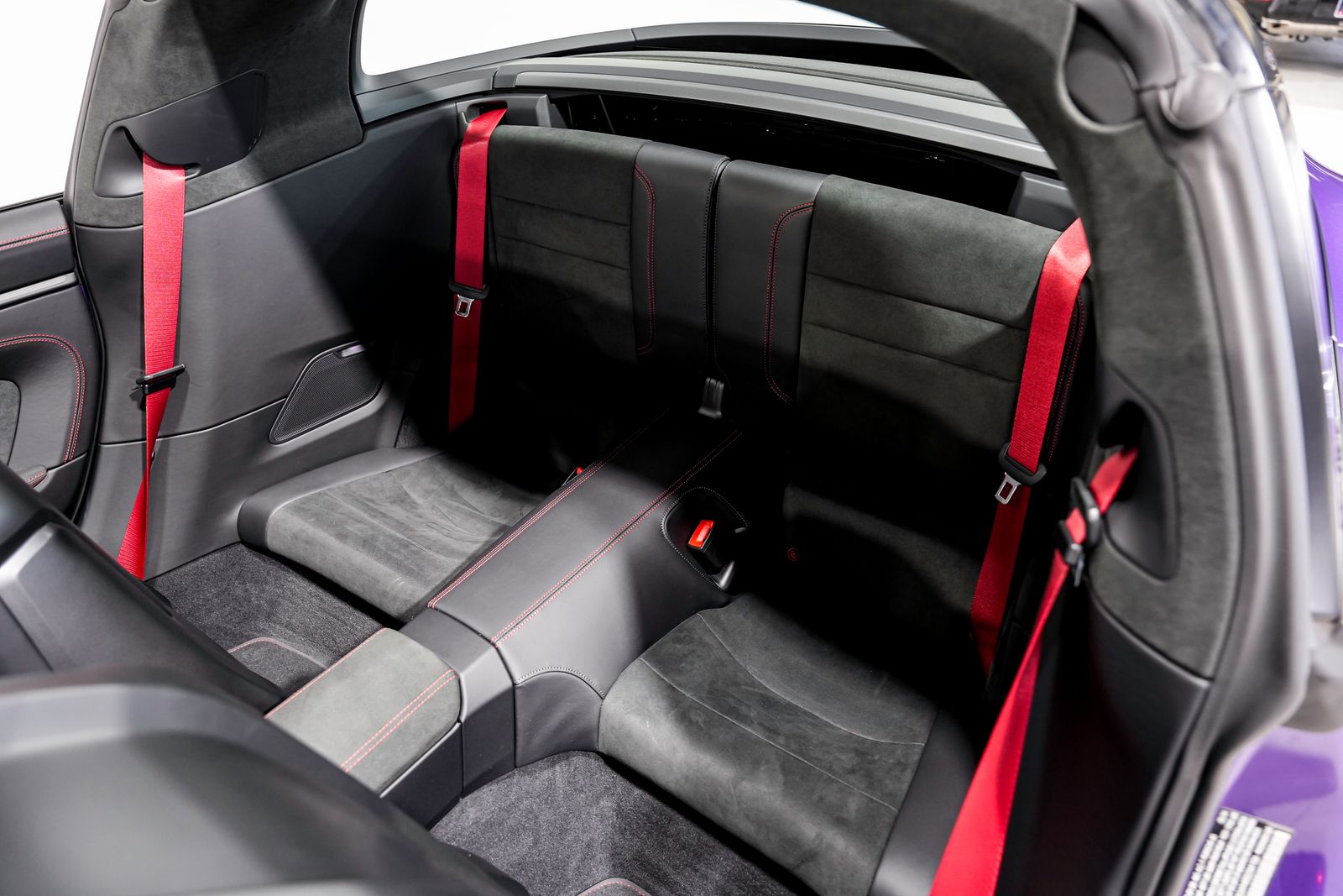 2024 Porsche 911 GTS - Photo 25