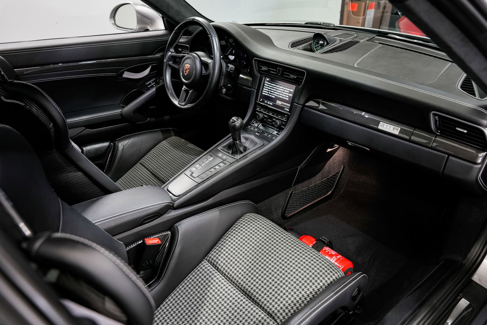 2016 Porsche 911 R - Photo 31