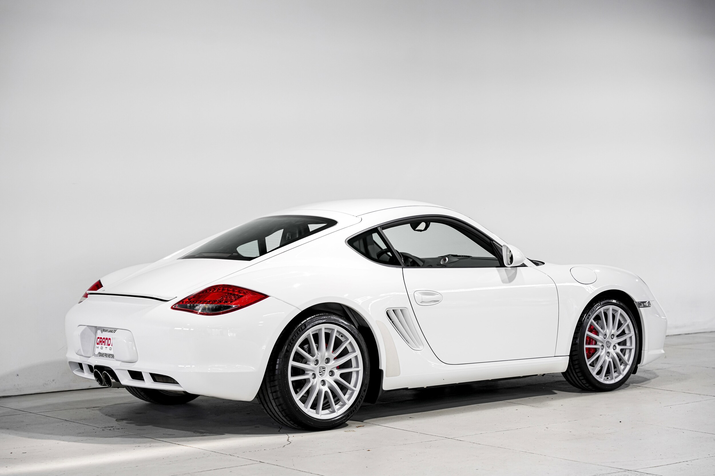 2010 Porsche Cayman S photo 3
