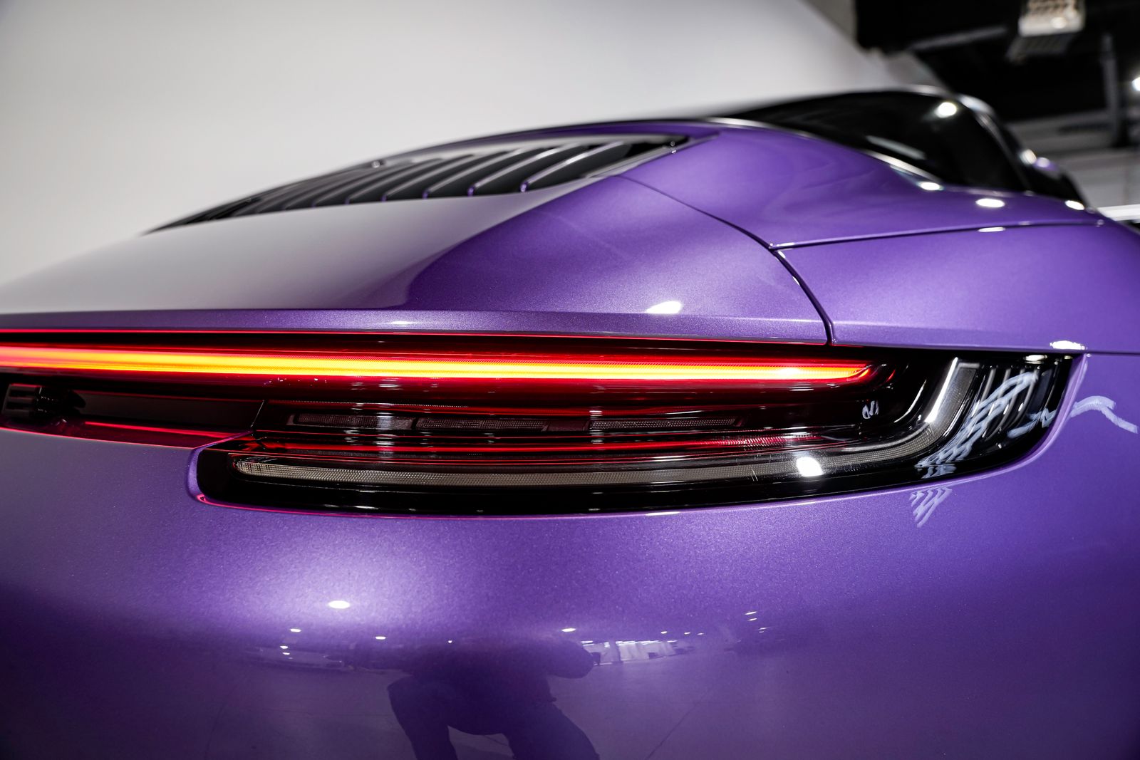 2024 Porsche 911 GTS - Photo 40
