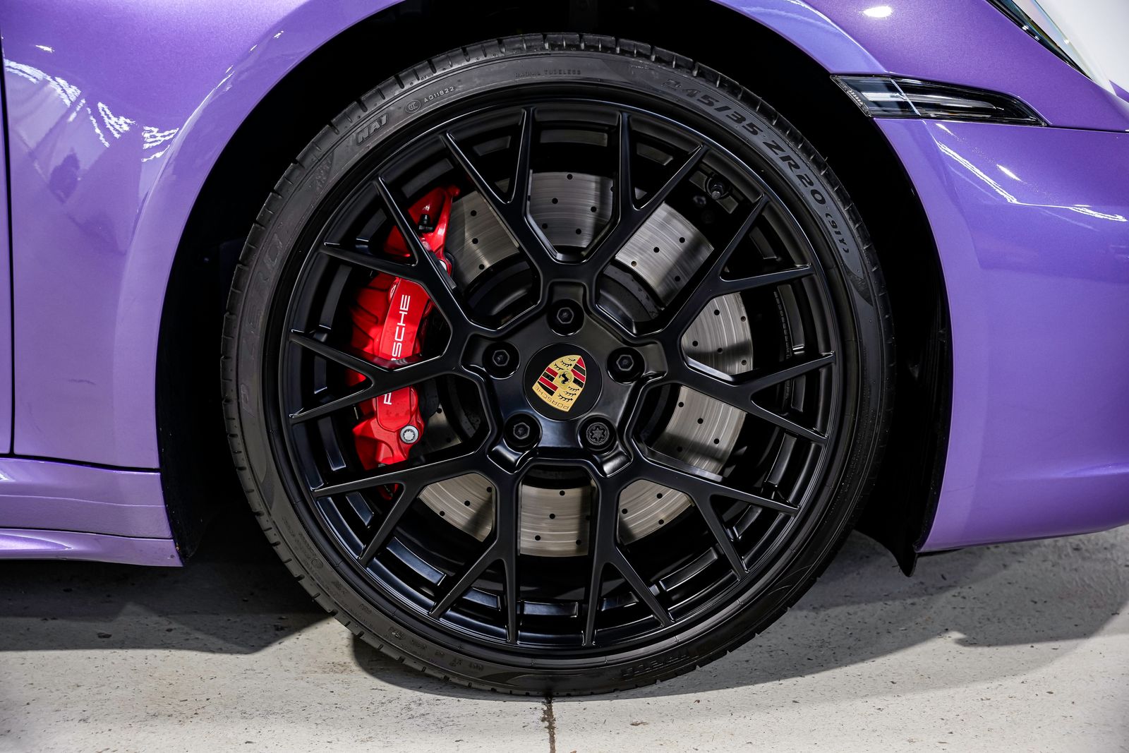 2024 Porsche 911 GTS - Photo 49