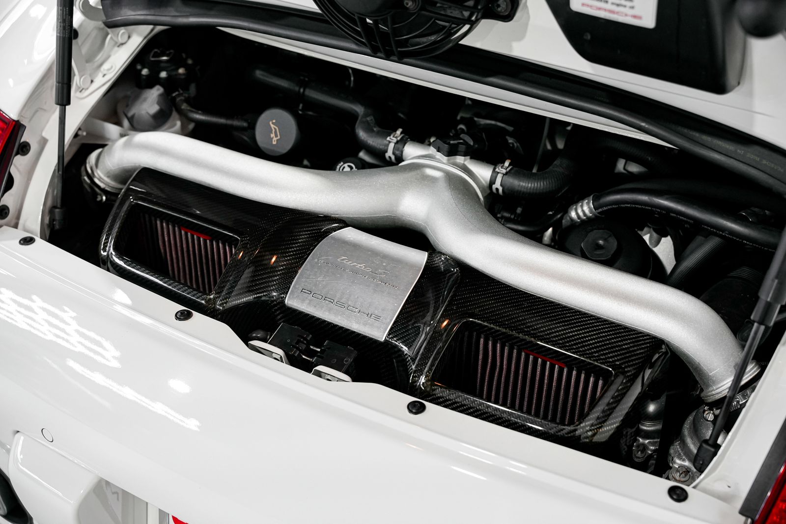 2011 Porsche 911 Turbo S - Photo 52
