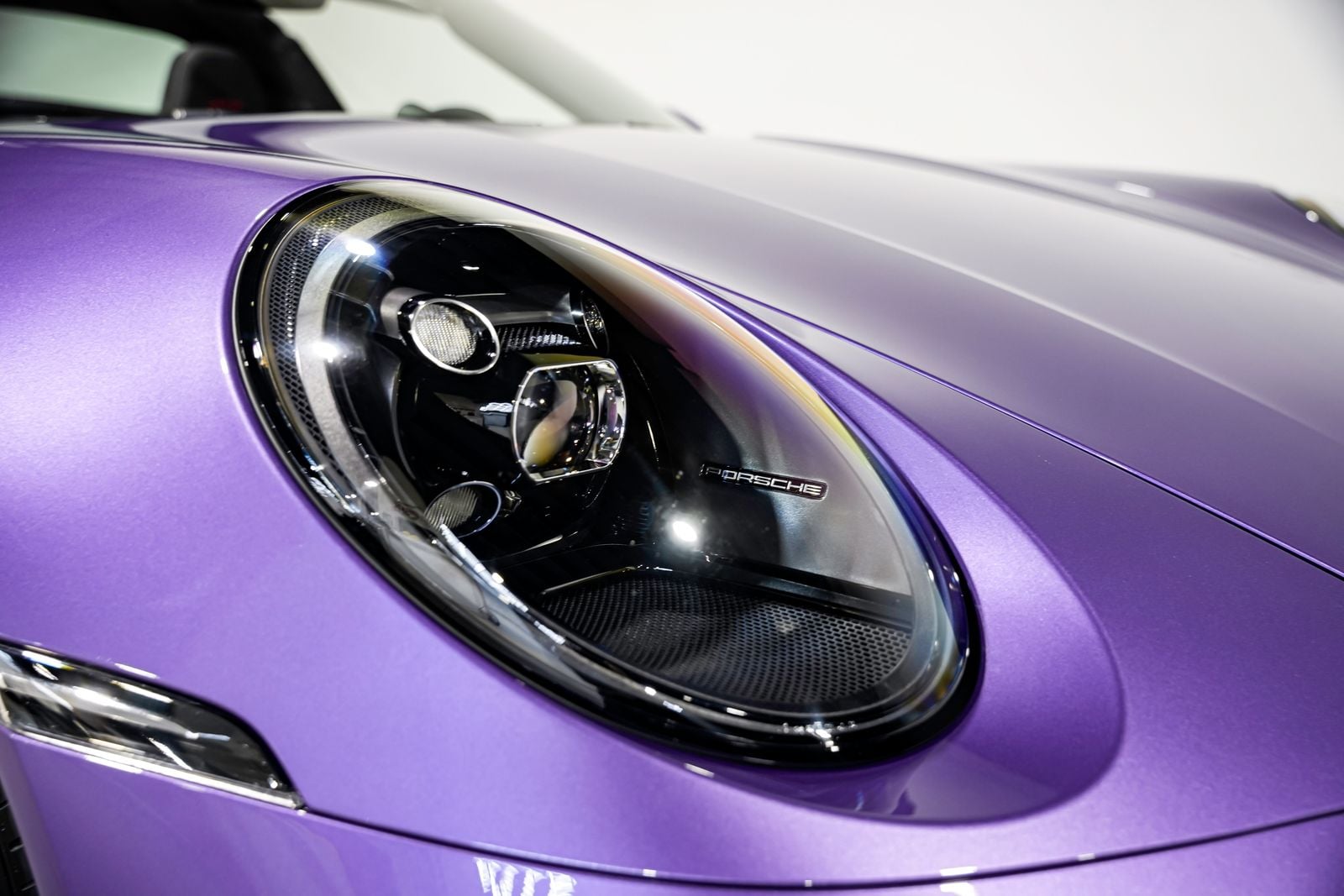 2024 Porsche 911 GTS - Photo 42