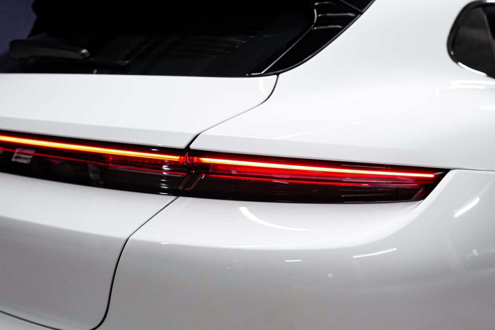 2023 Porsche Taycan 40