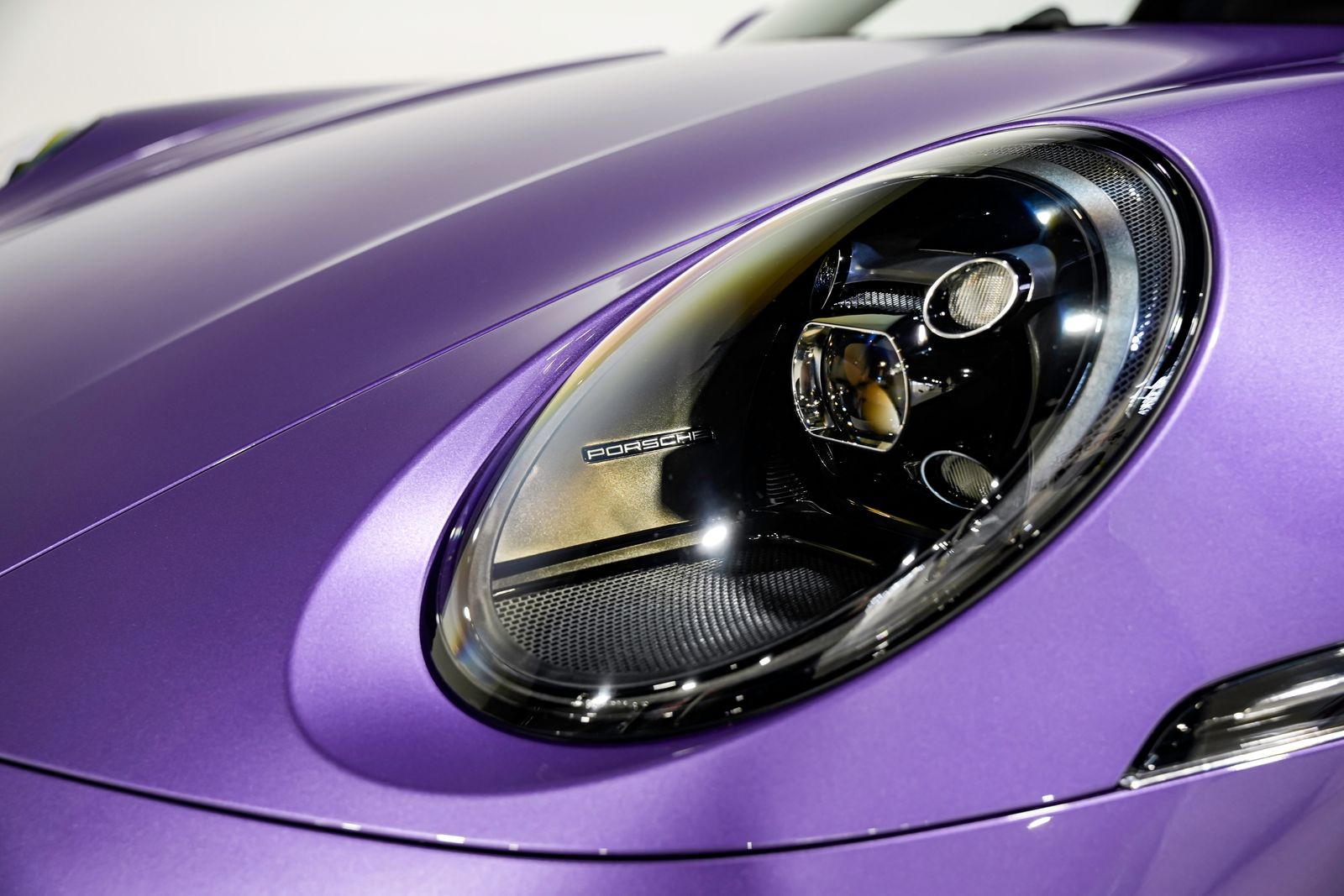 2024 Porsche 911 GTS - Photo 34