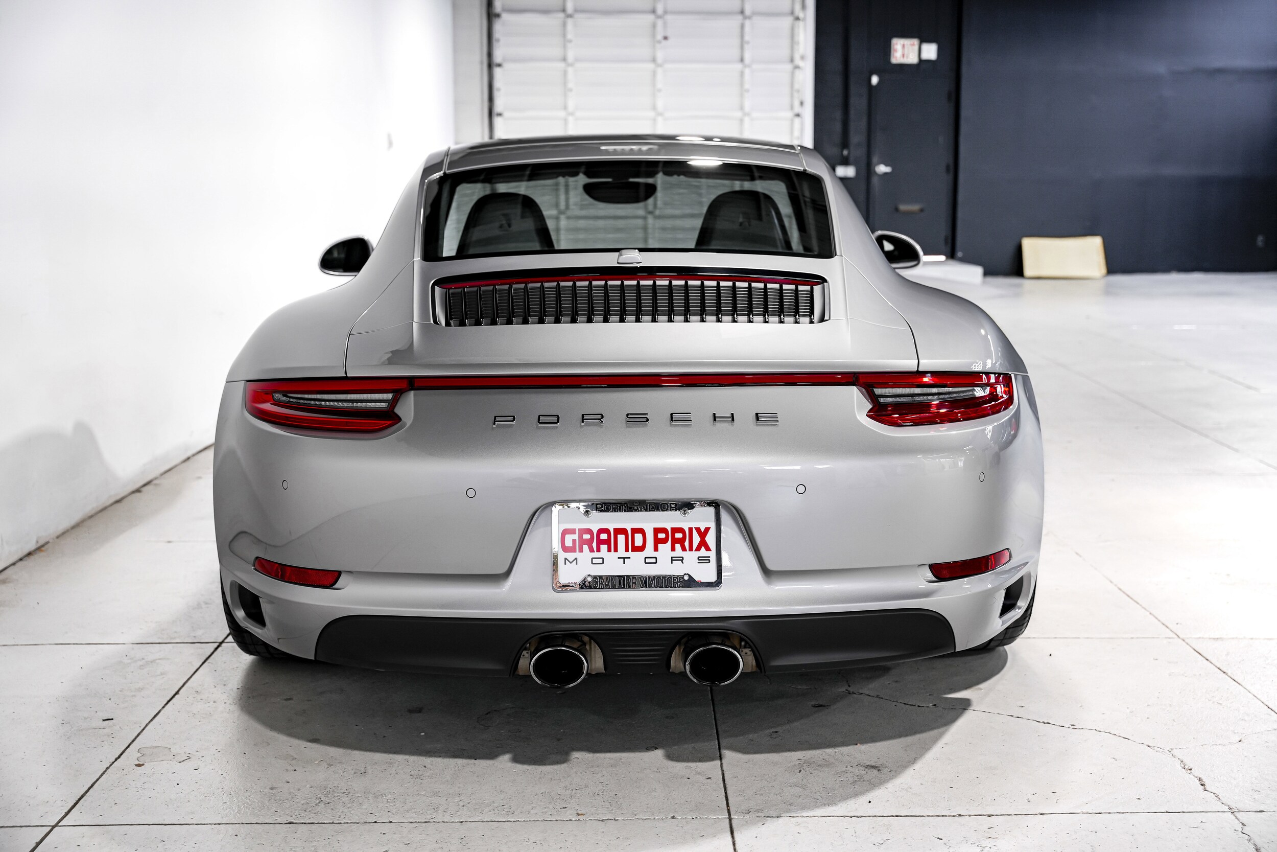 2017 Porsche 911 4S Coupe photo 4