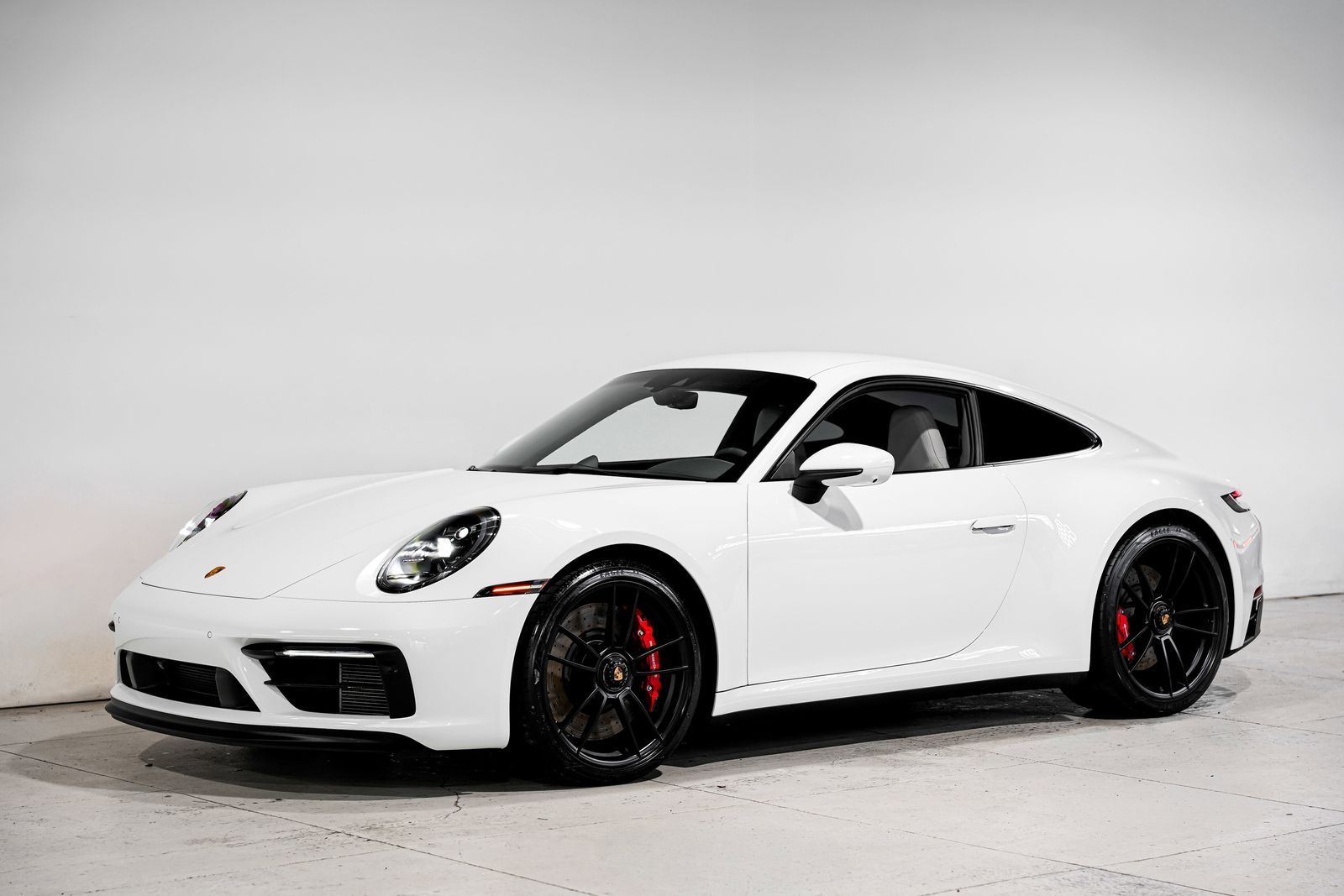2022 Porsche 911 GTS - Photo 6