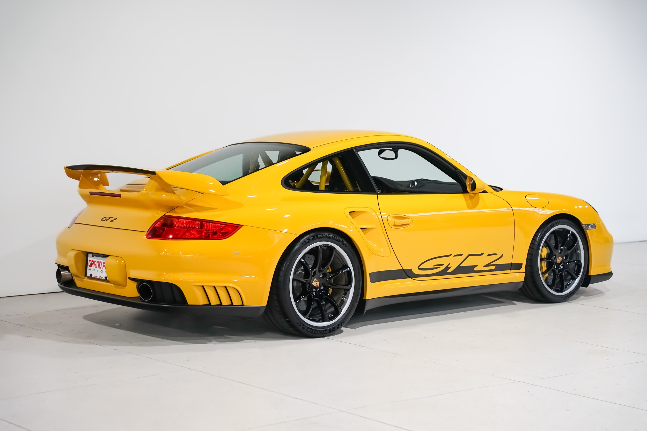 2008 Porsche 911 GT2 photo 3