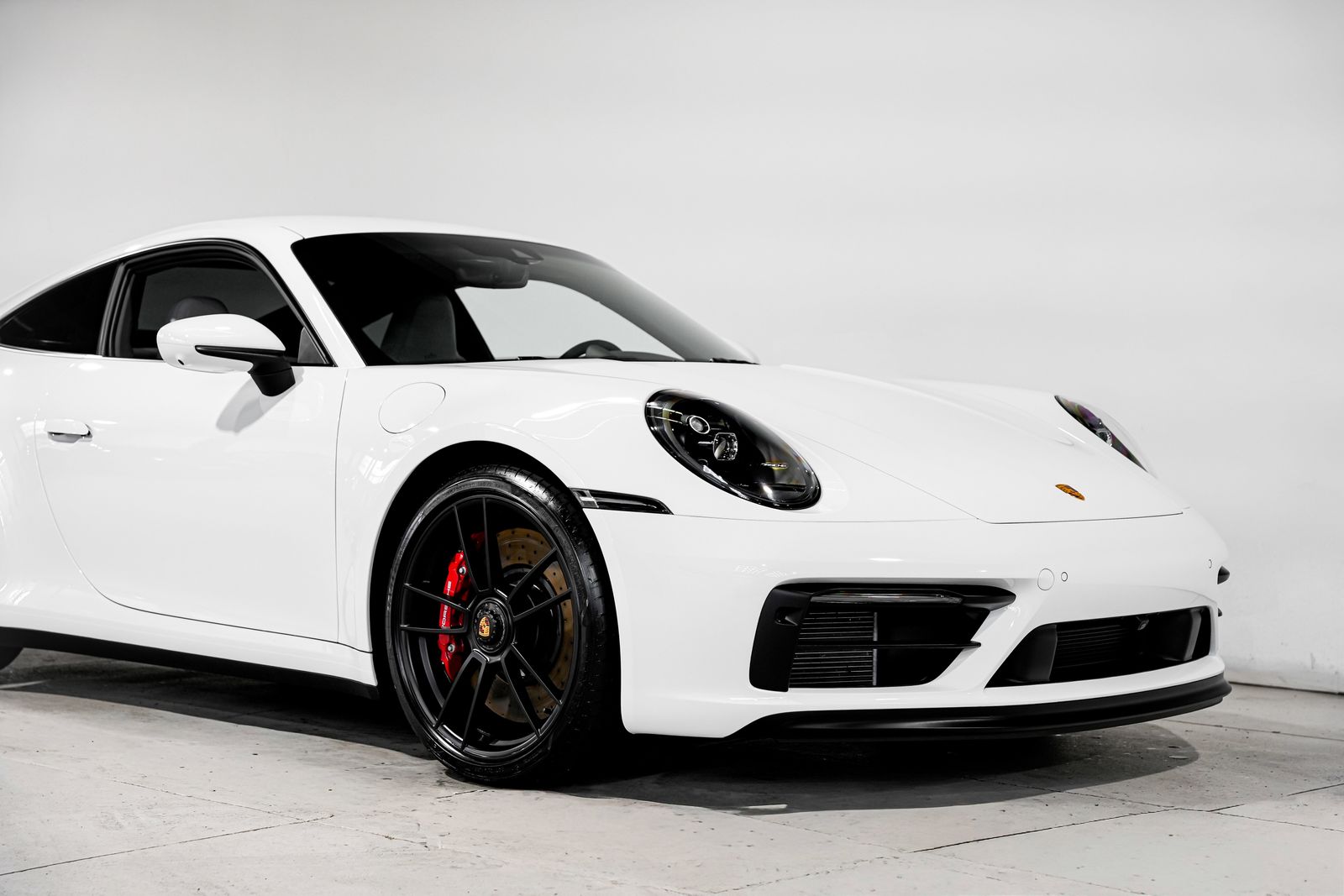 2022 Porsche 911 GTS - Photo 42