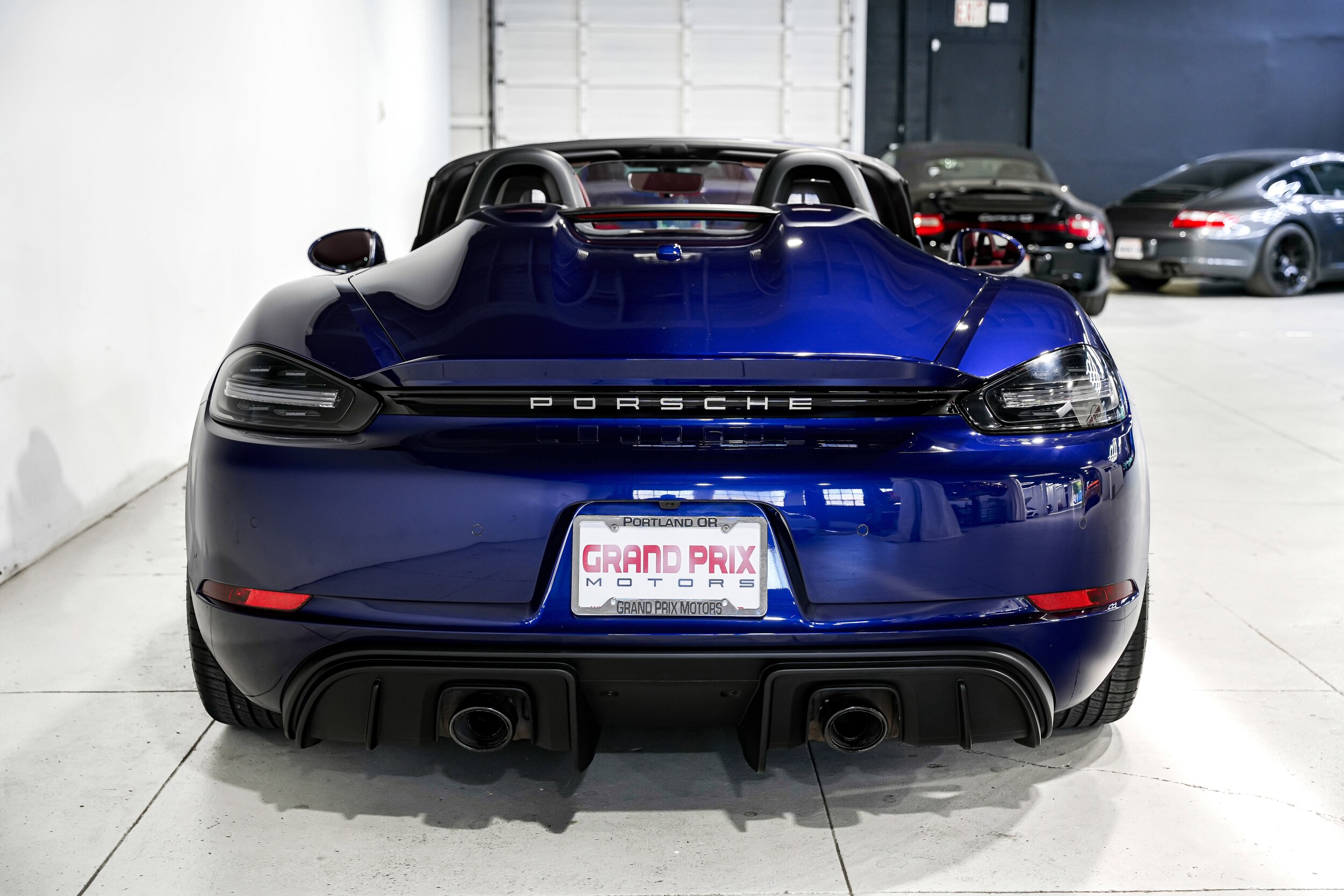 2022 Porsche Boxster Spyder photo 4