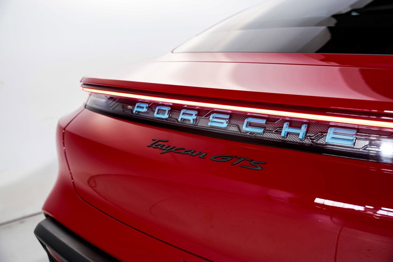 2023 Porsche Taycan GTS - Photo 43