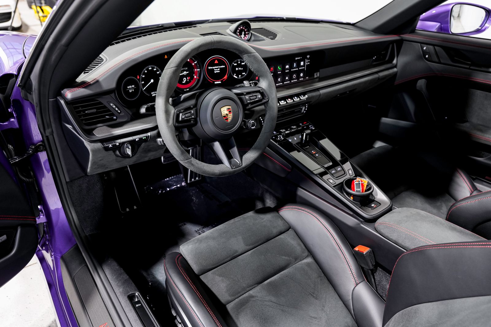 2024 Porsche 911 GTS - Photo 10