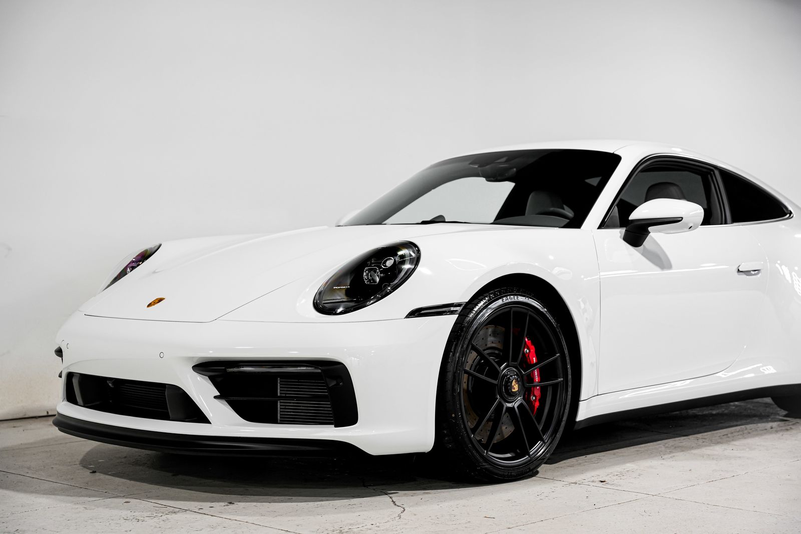 2022 Porsche 911 GTS - Photo 33
