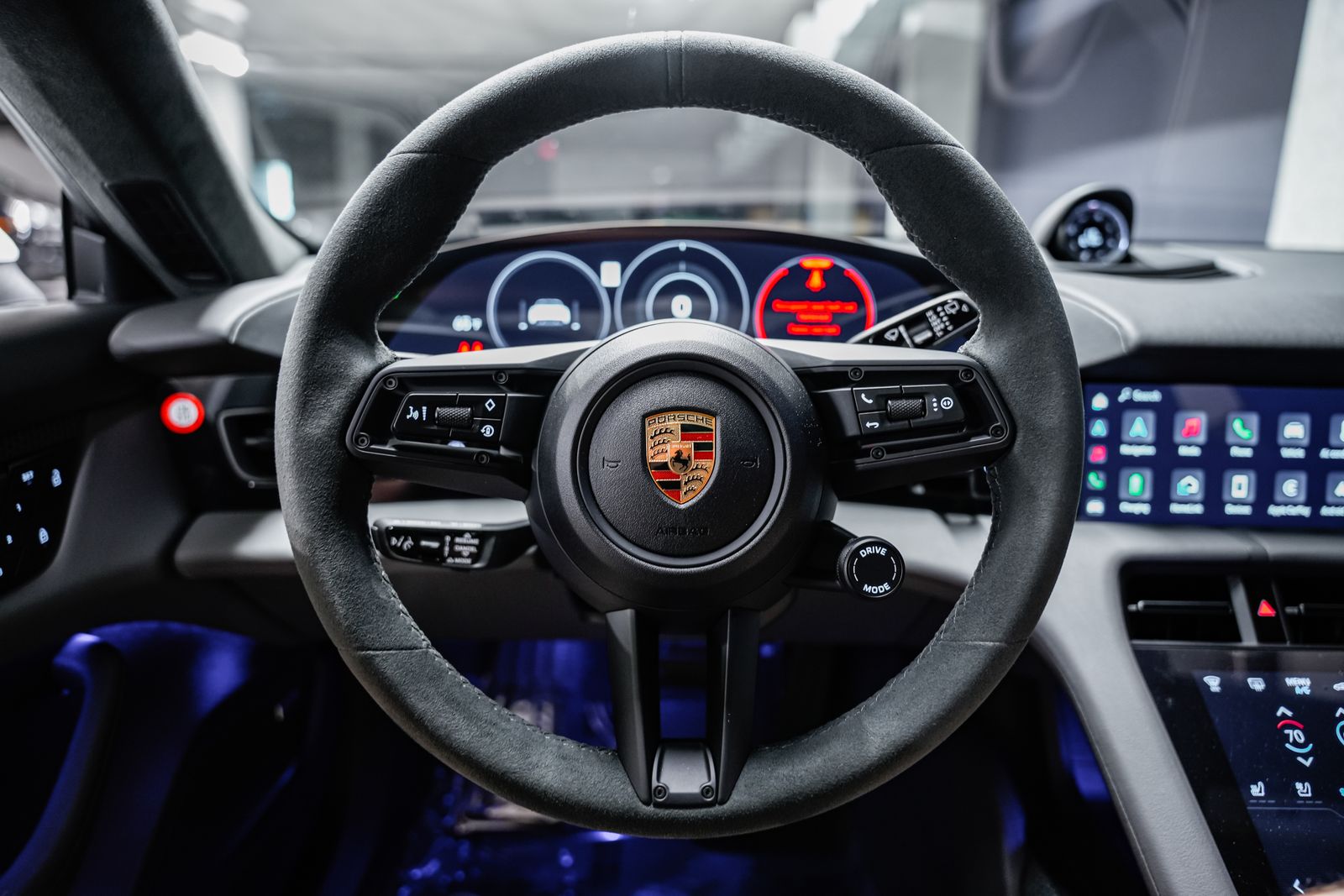2023 Porsche Taycan 9