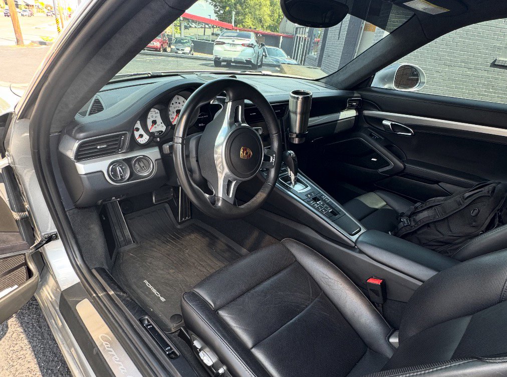 2016 Porsche 911 4S 4 GTS photo 2