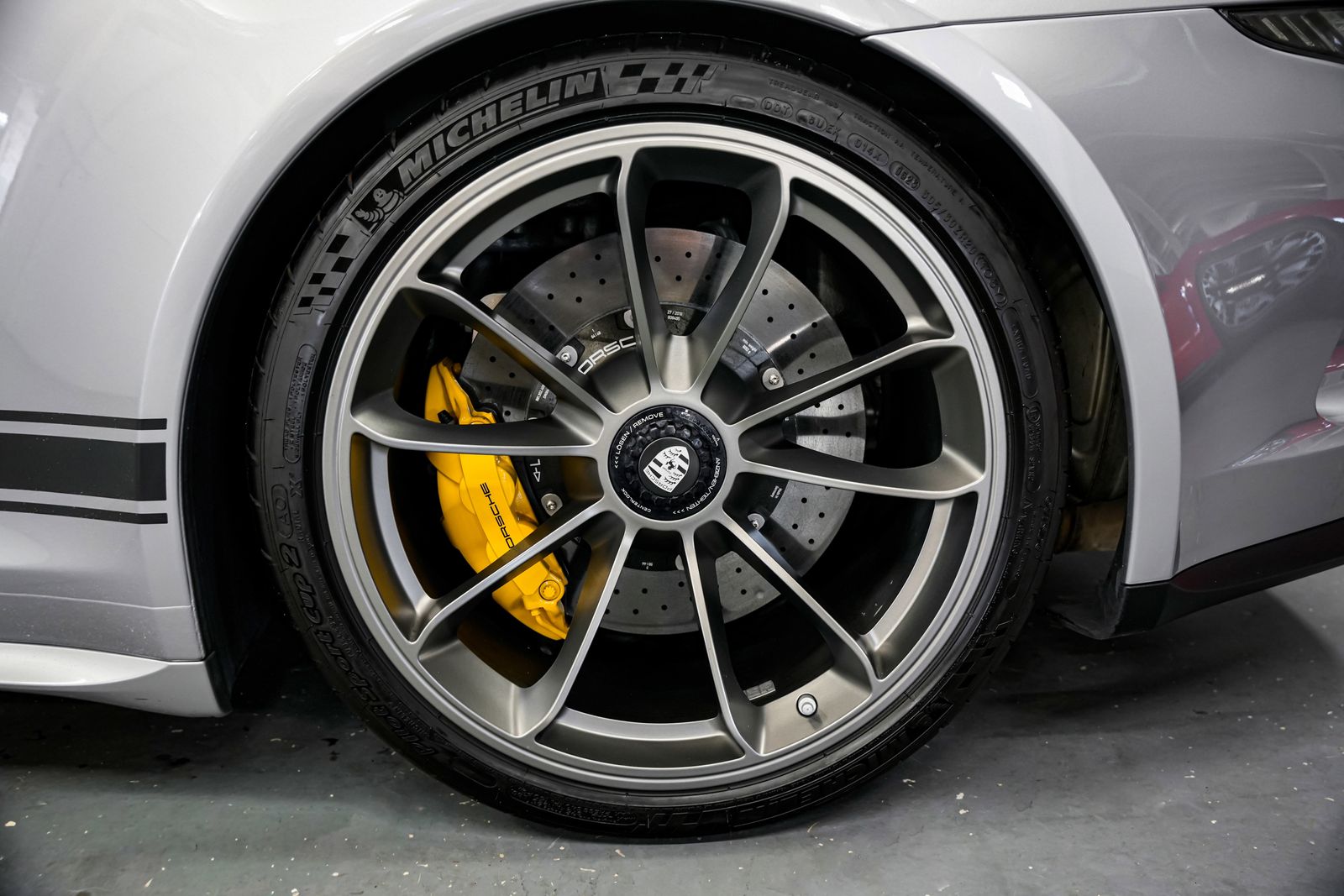 2016 Porsche 911 R - Photo 53