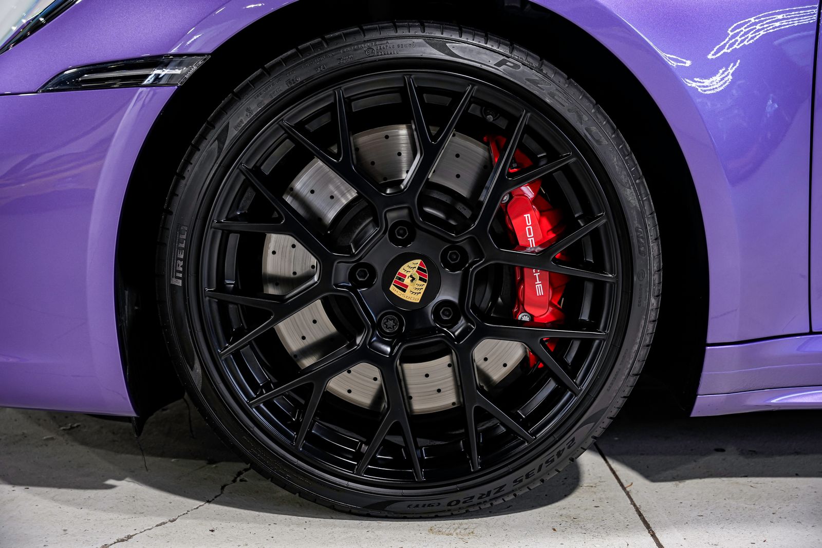 2024 Porsche 911 GTS - Photo 46