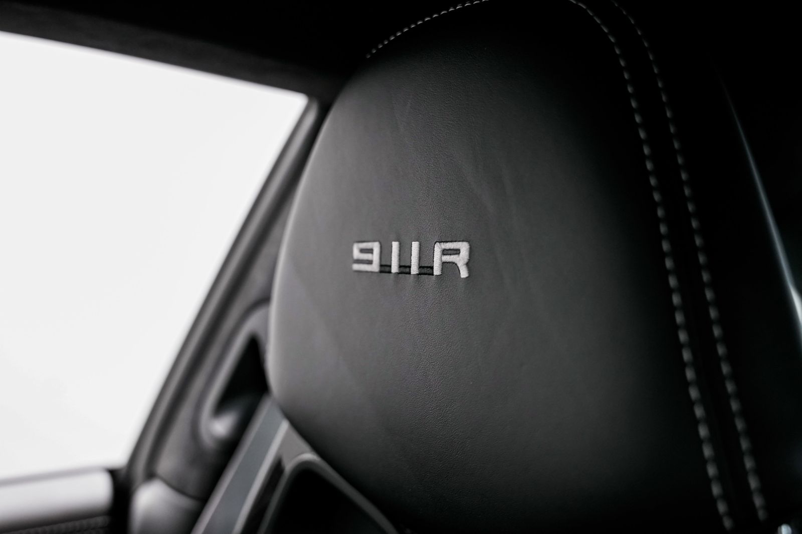 2016 Porsche 911 R - Photo 21