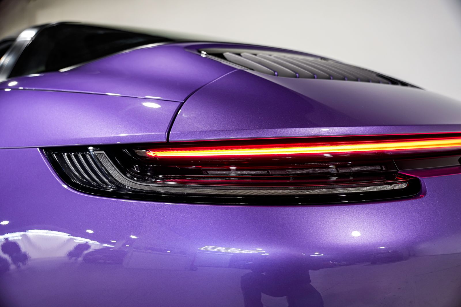 2024 Porsche 911 GTS - Photo 36