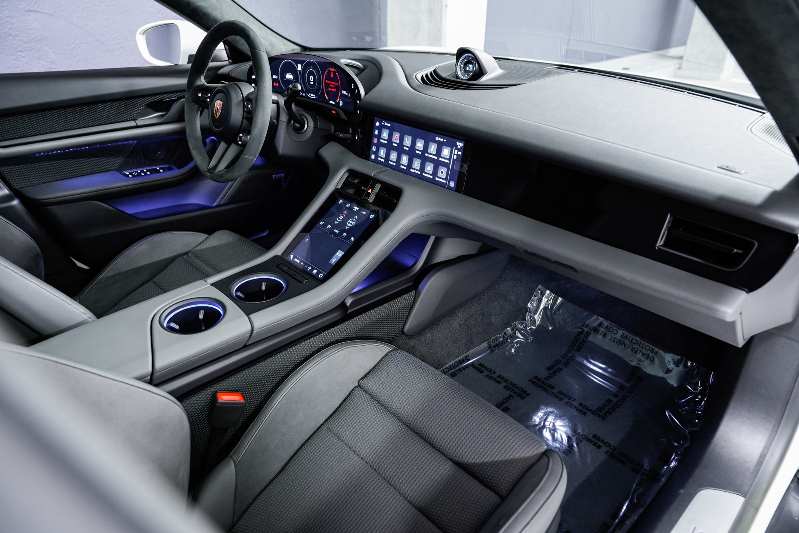 2023 Porsche Taycan 24