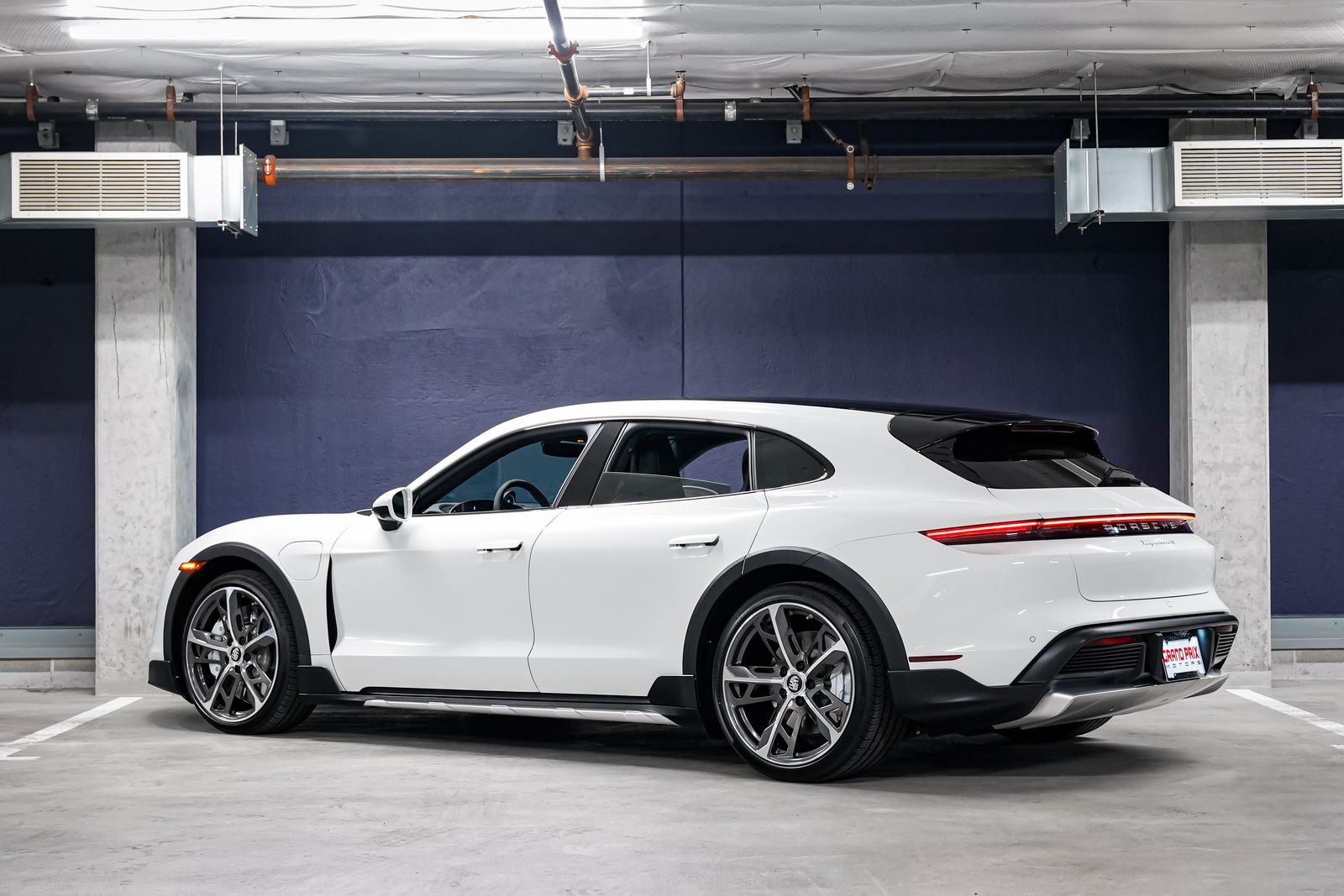 2023 Porsche Taycan 7