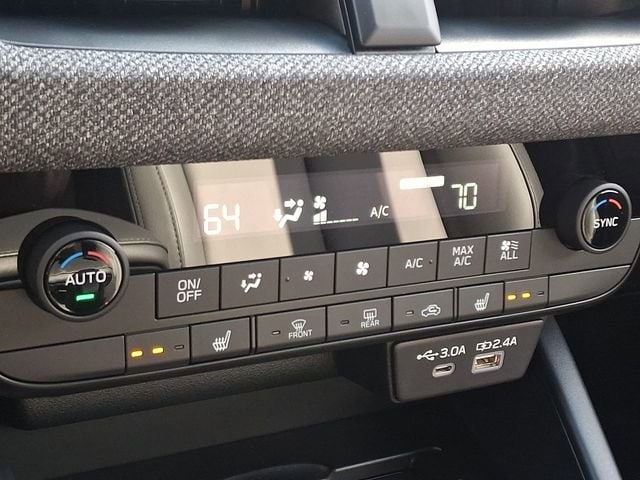 2026 Subaru Outback Premium - Photo 13
