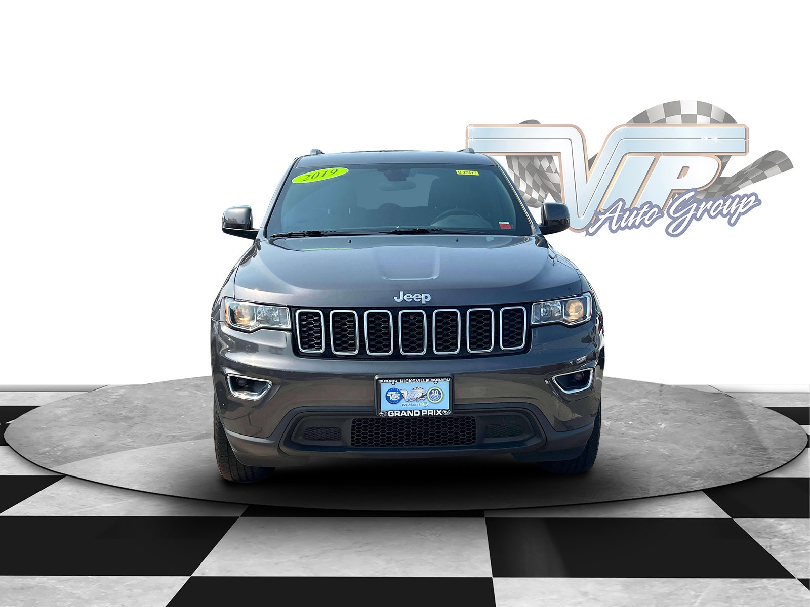 Used 2019 Jeep Grand Cherokee Laredo E with VIN 1C4RJFAGXKC814435 for sale in Hicksville, NY