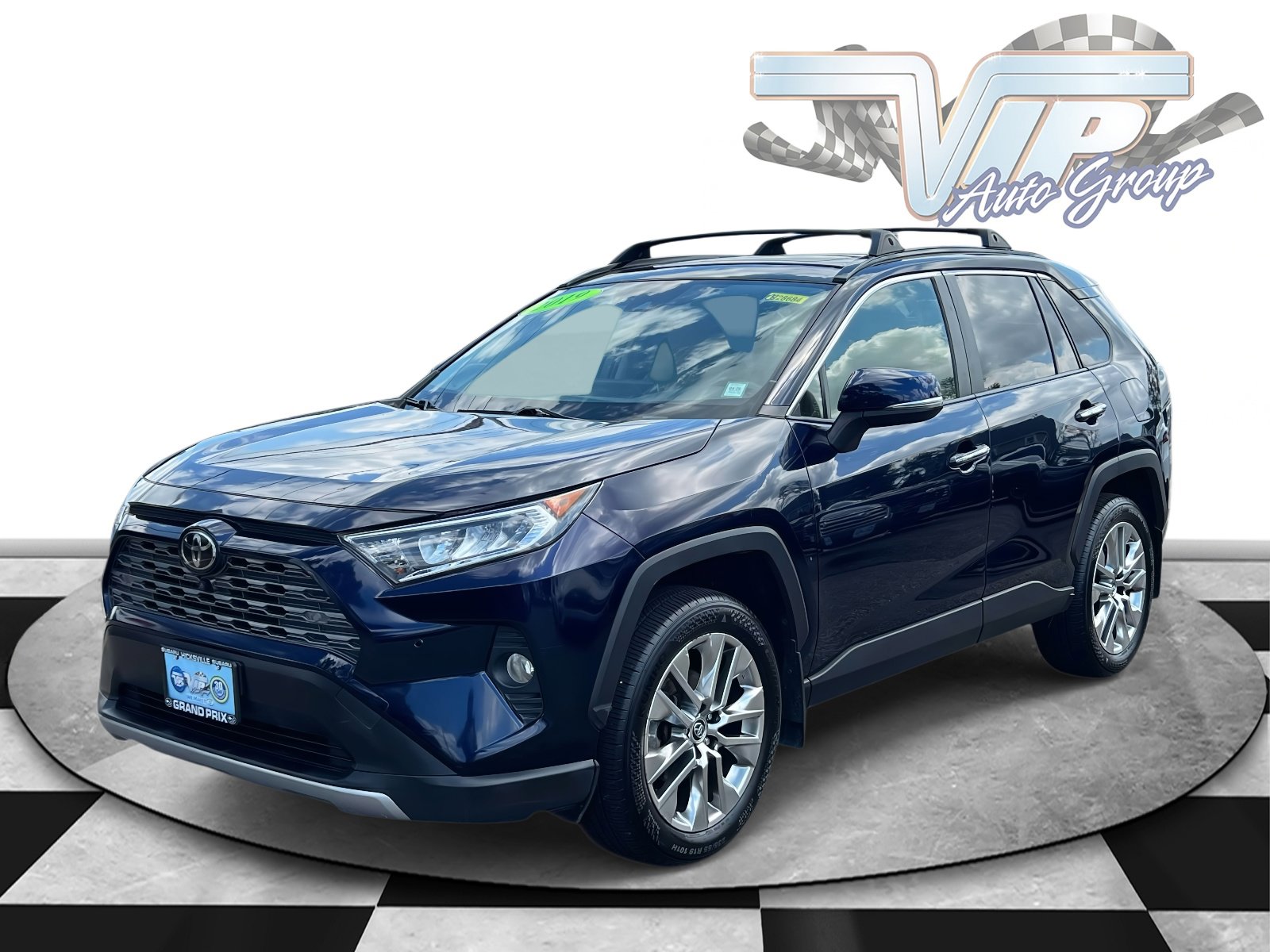 2019 Toyota RAV4 Limited photo 2