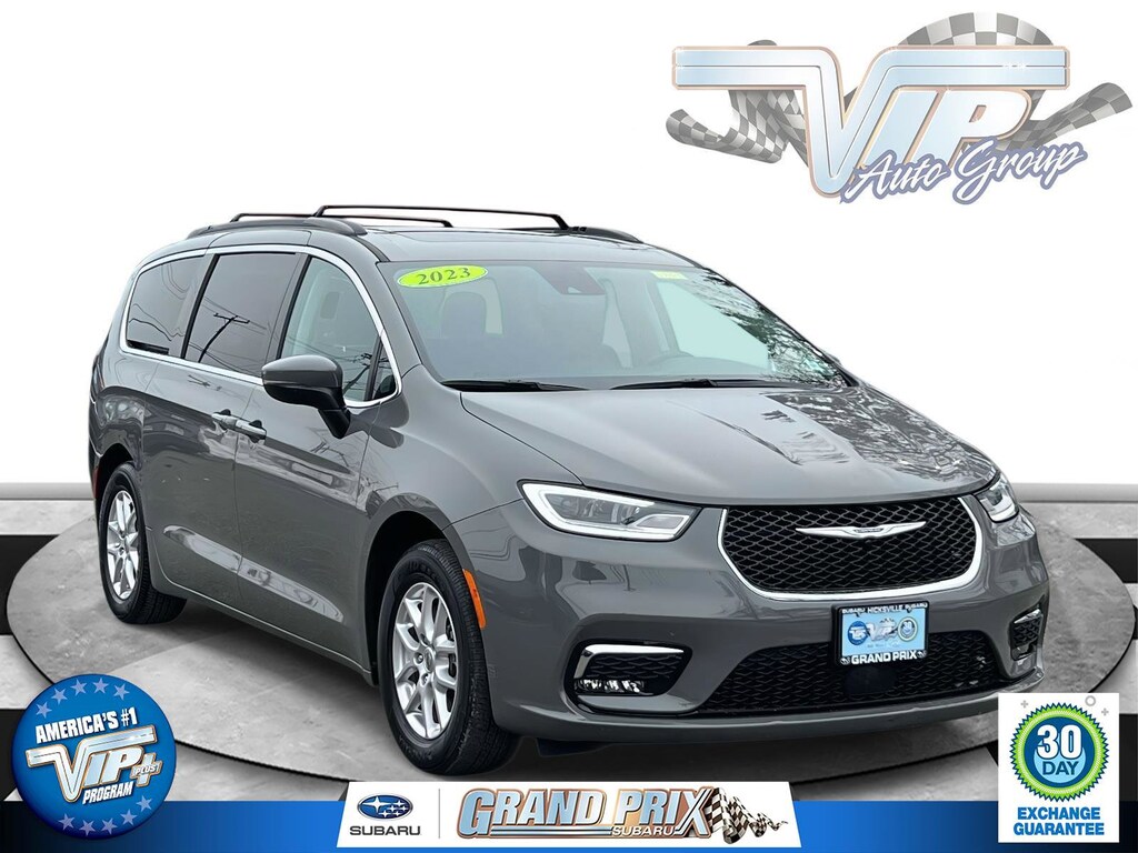 Used 2023 Chrysler Pacifica Touring L Touring L FWD