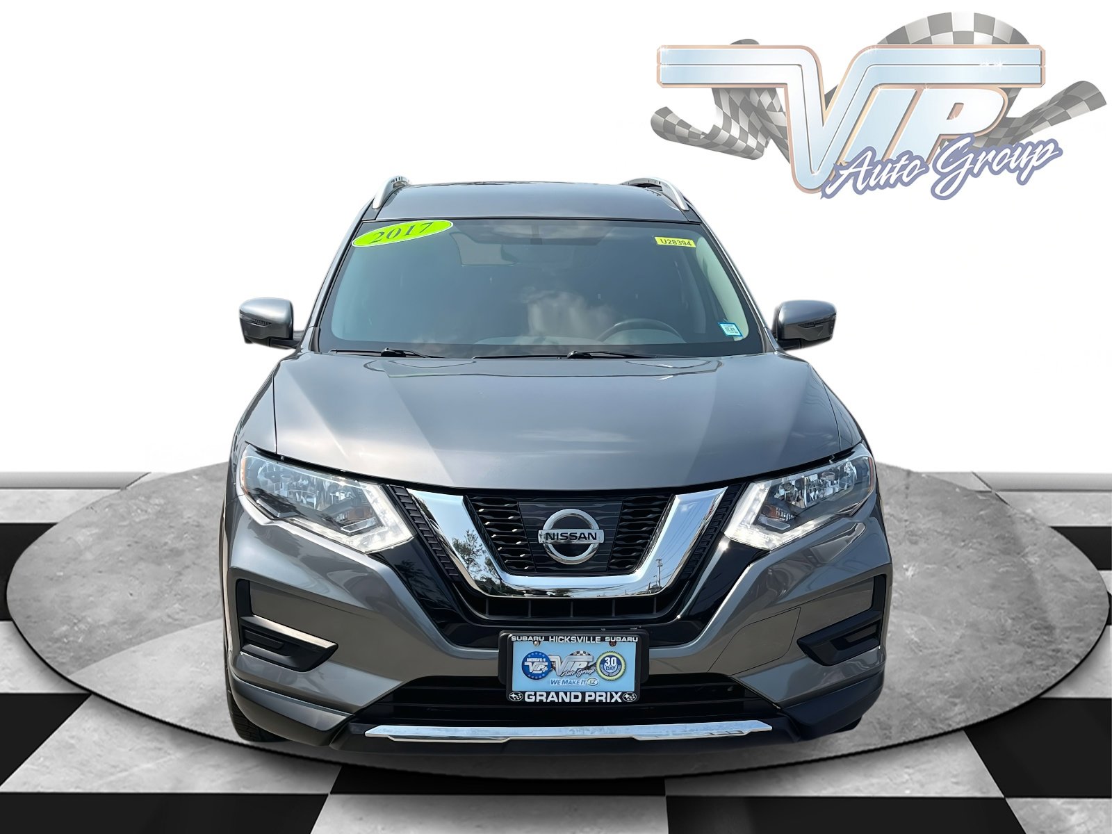 Used 2017 Nissan Rogue SV with VIN KNMAT2MT9HP571565 for sale in Hicksville, NY