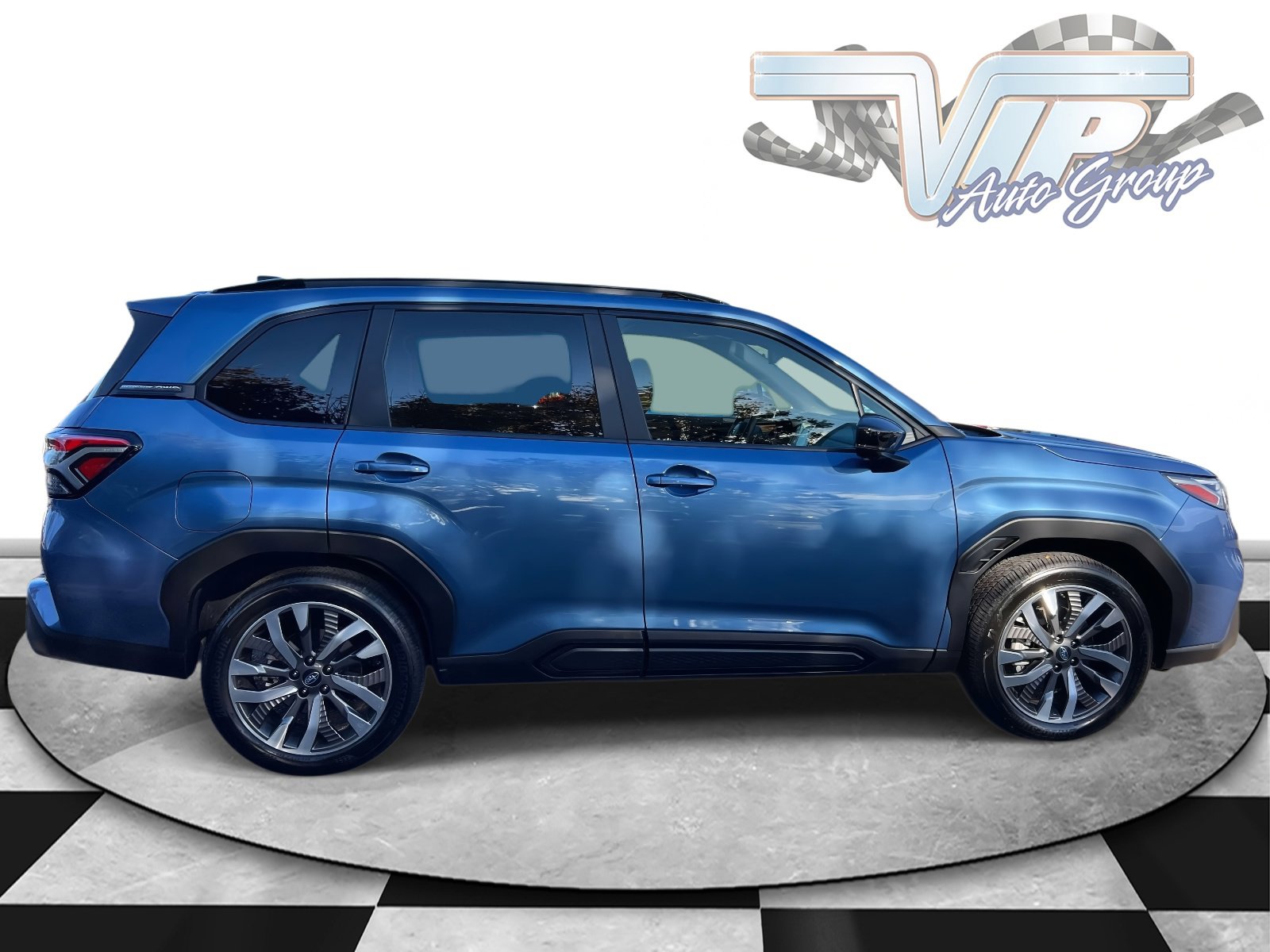 2025 Subaru Forester Touring photo 4