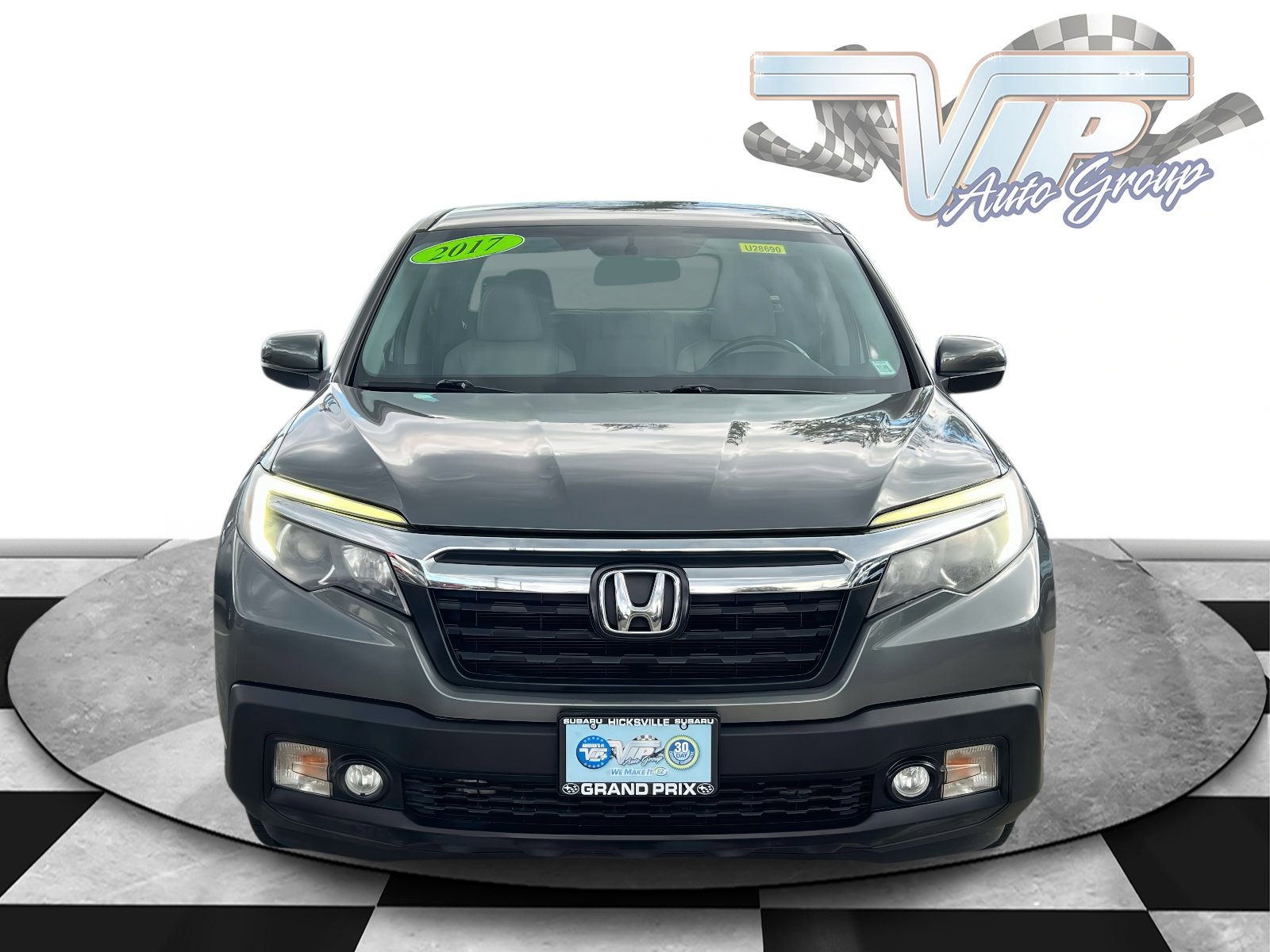 2017 Honda Ridgeline RTL-T photo 2