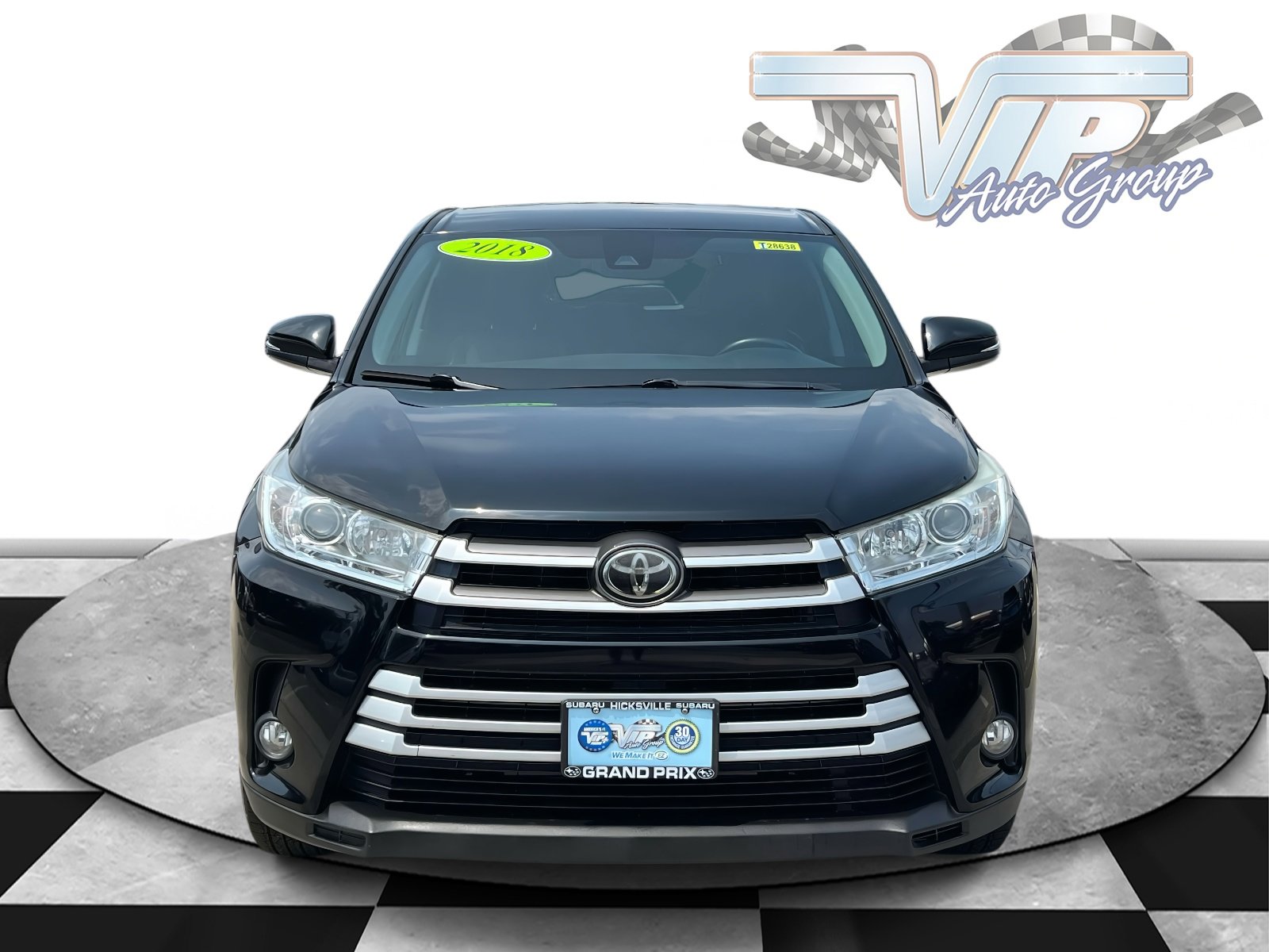 2018 Toyota Highlander LE Plus photo 2