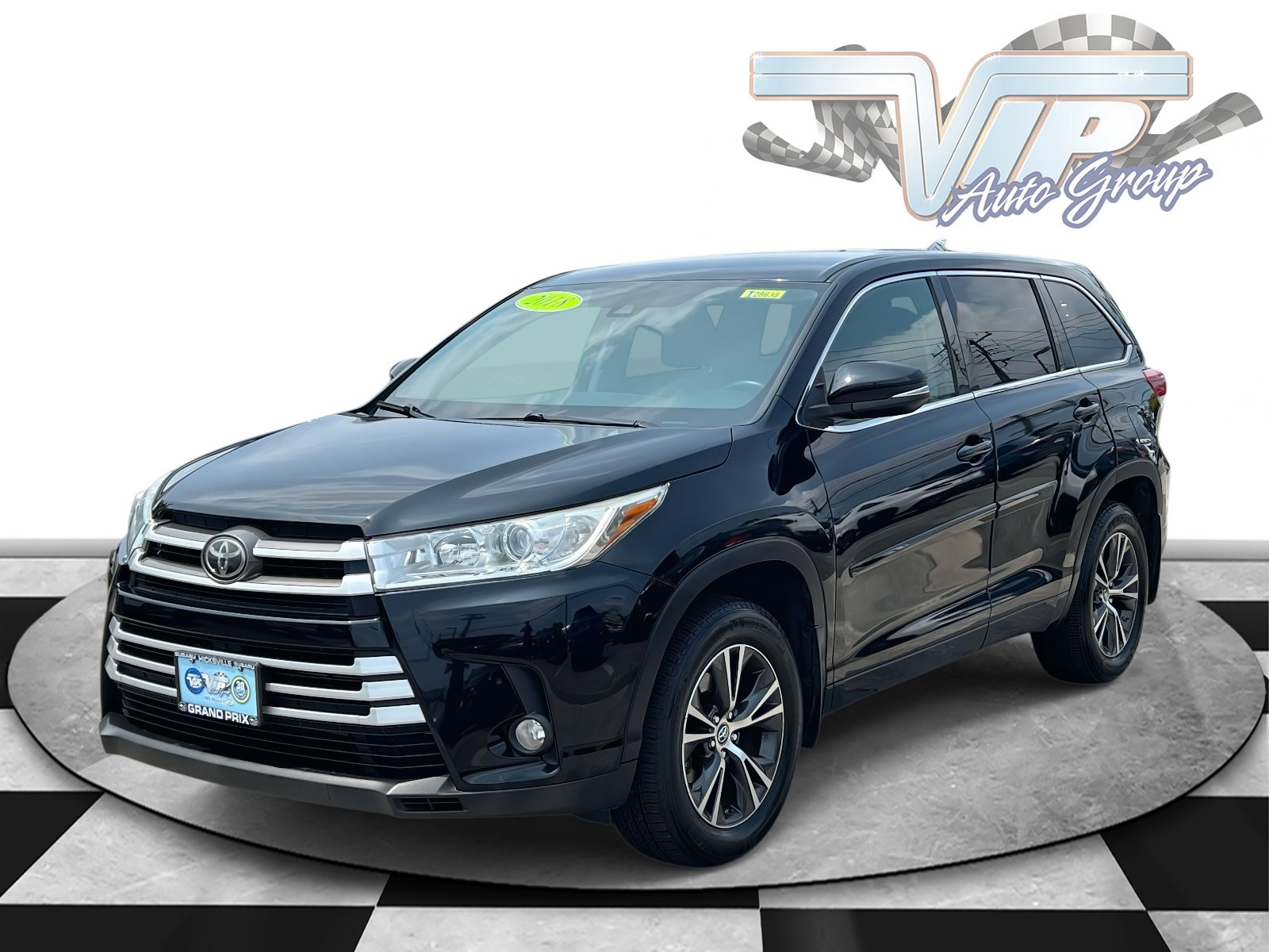 2018 Toyota Highlander LE Plus photo 3
