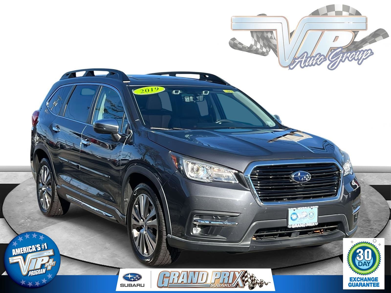 2019 Subaru Ascent Touring's photo